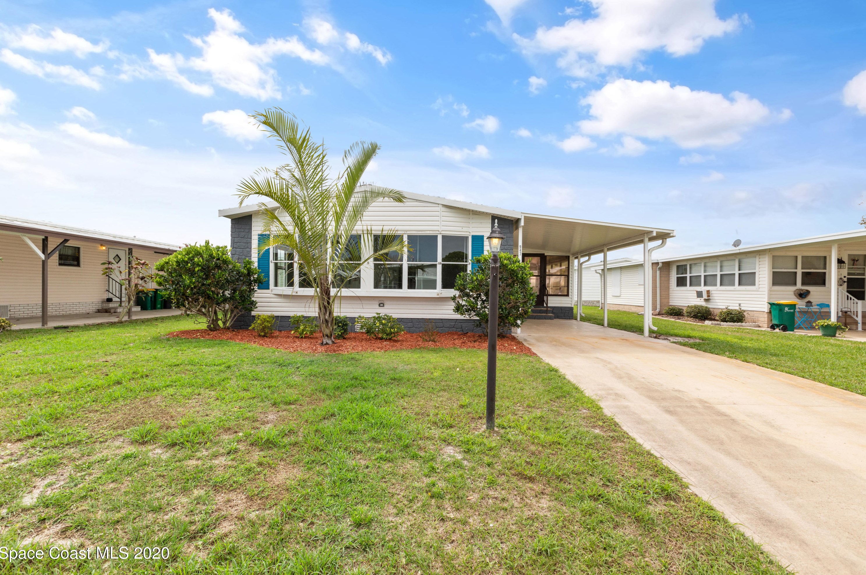 947 Jacaranda Dr, Sebastian, FL 32976
