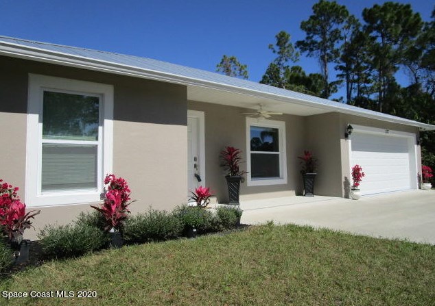 137 Gates St, Melbourne, FL 32908-7600