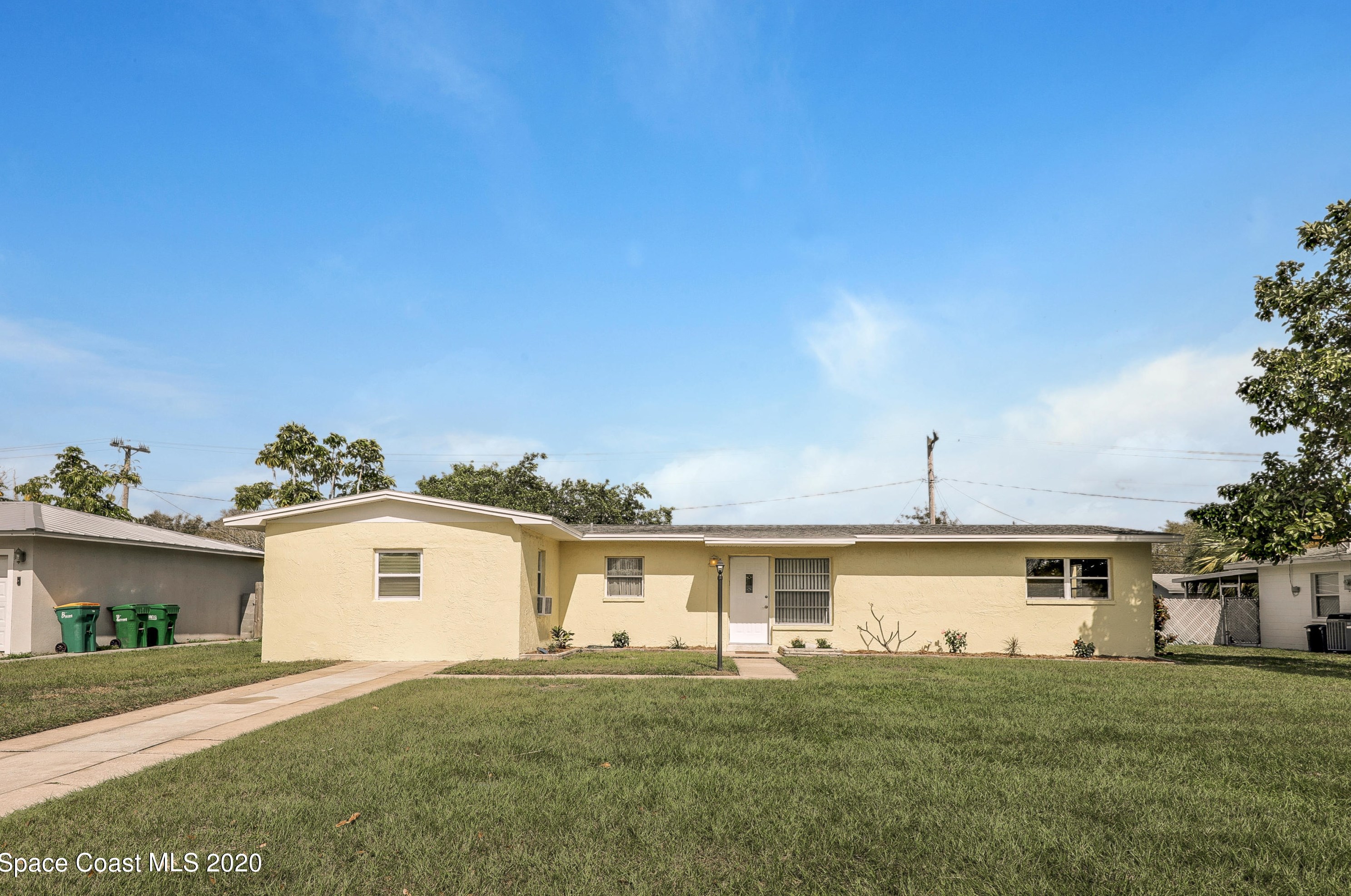 510 Orange Ave, Merritt Island, FL 32952-3735