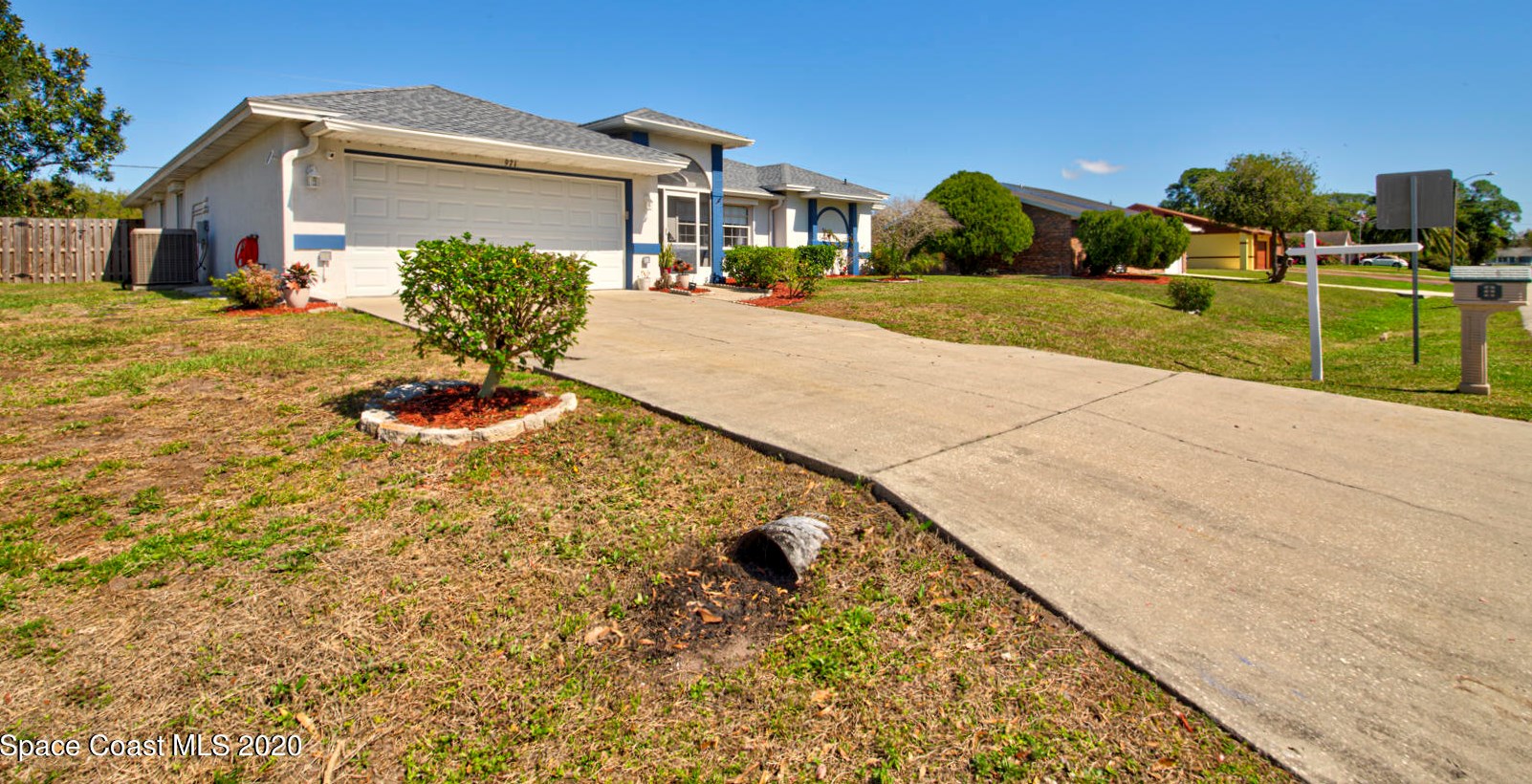 971 Lexington St, Melbourne, FL 32907-5528