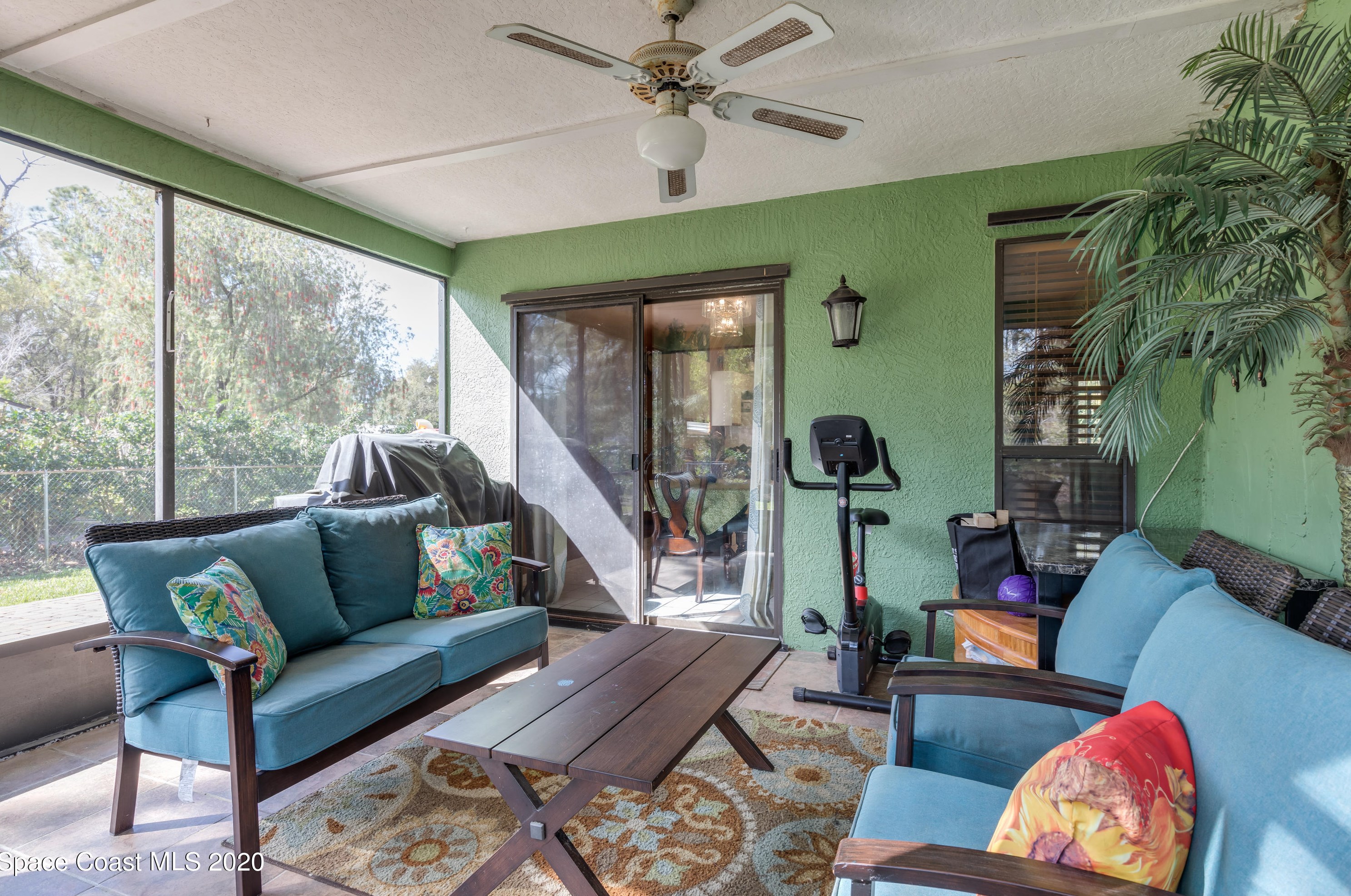2635 Warren St, Melbourne, FL 32904-6309
