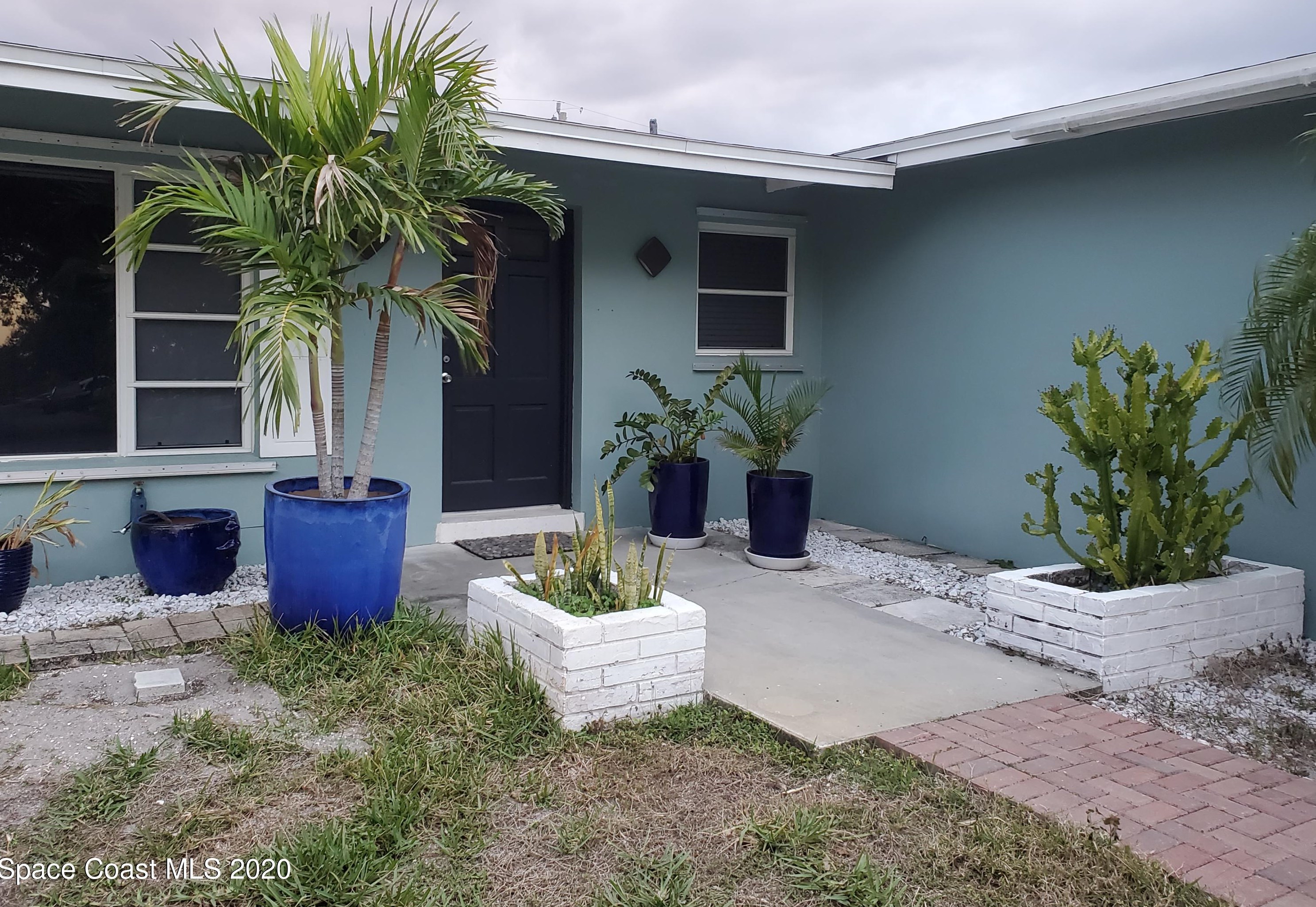 233 Timpoochee Dr, Melbourne, FL 32937-3510
