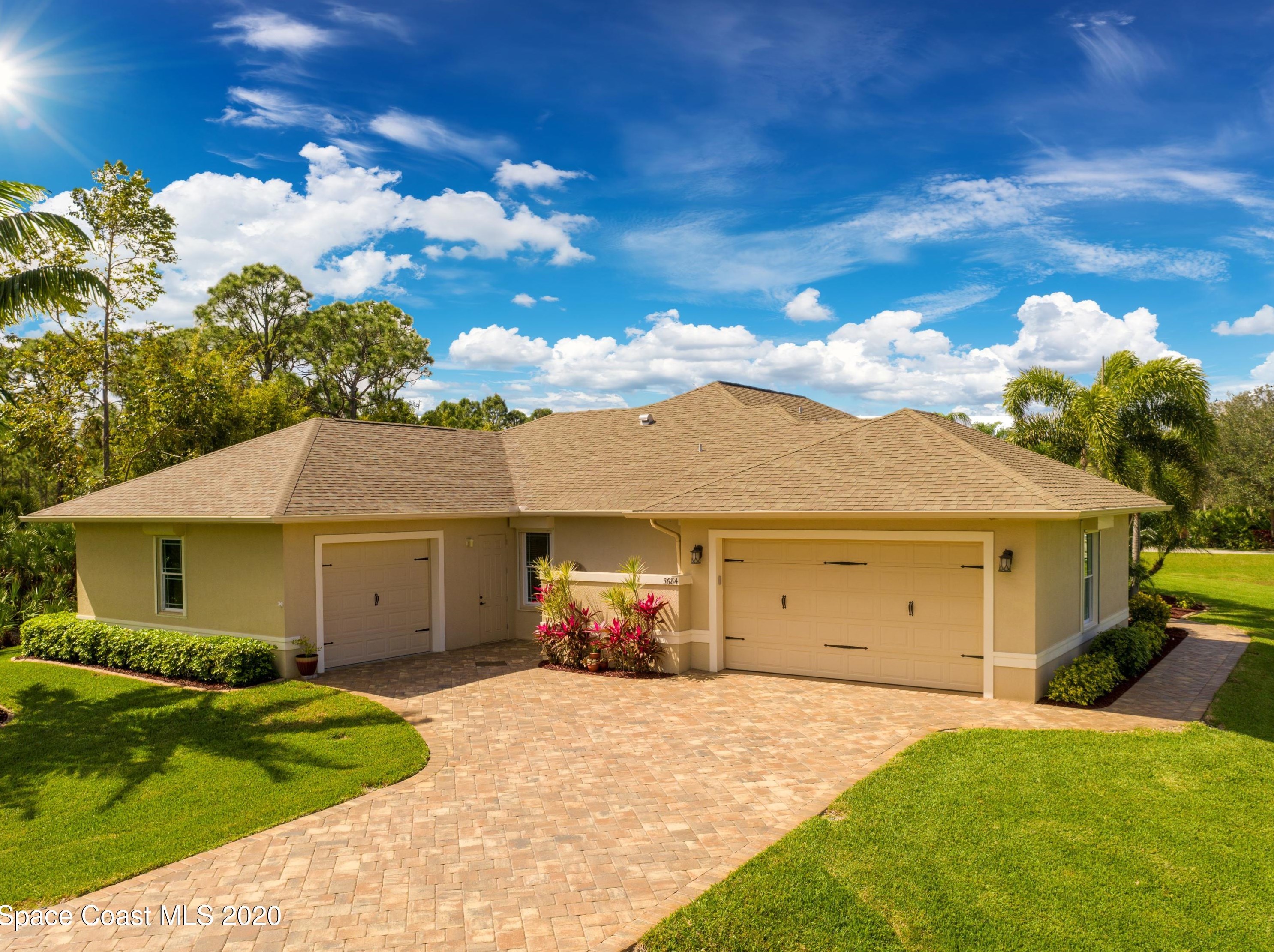 5684 Cypress Creek Dr, Melbourne, FL 32949-8305
