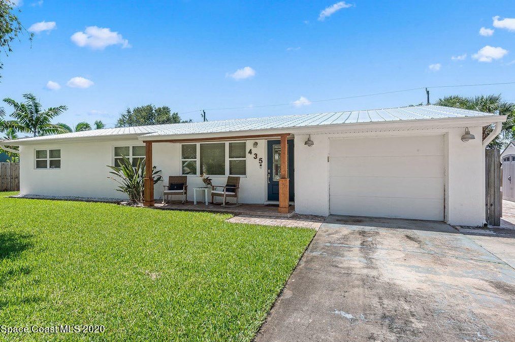 435 Cinnamon Dr, Melbourne, FL 32937-3124