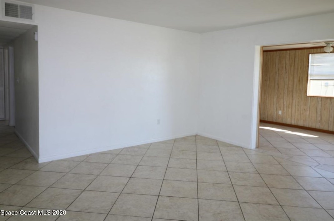 1972 Sarno Rd, Melbourne, FL 32935-3910