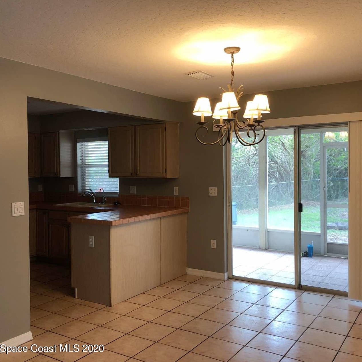 4092 Shuttle Ct, Merritt Island FL  32953-8137 exterior