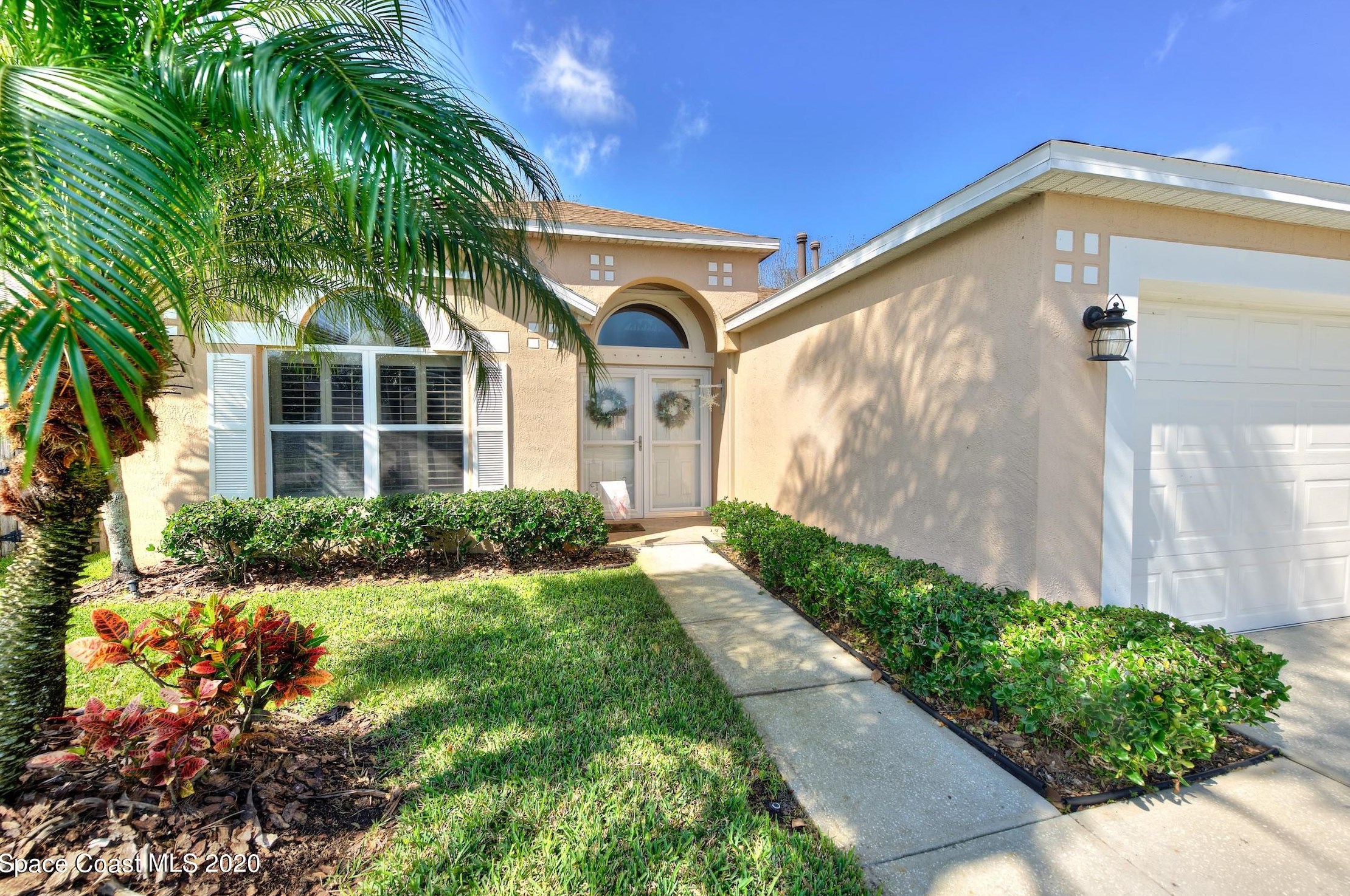 1217 White Oak Cir, Melbourne, FL 32934-7289