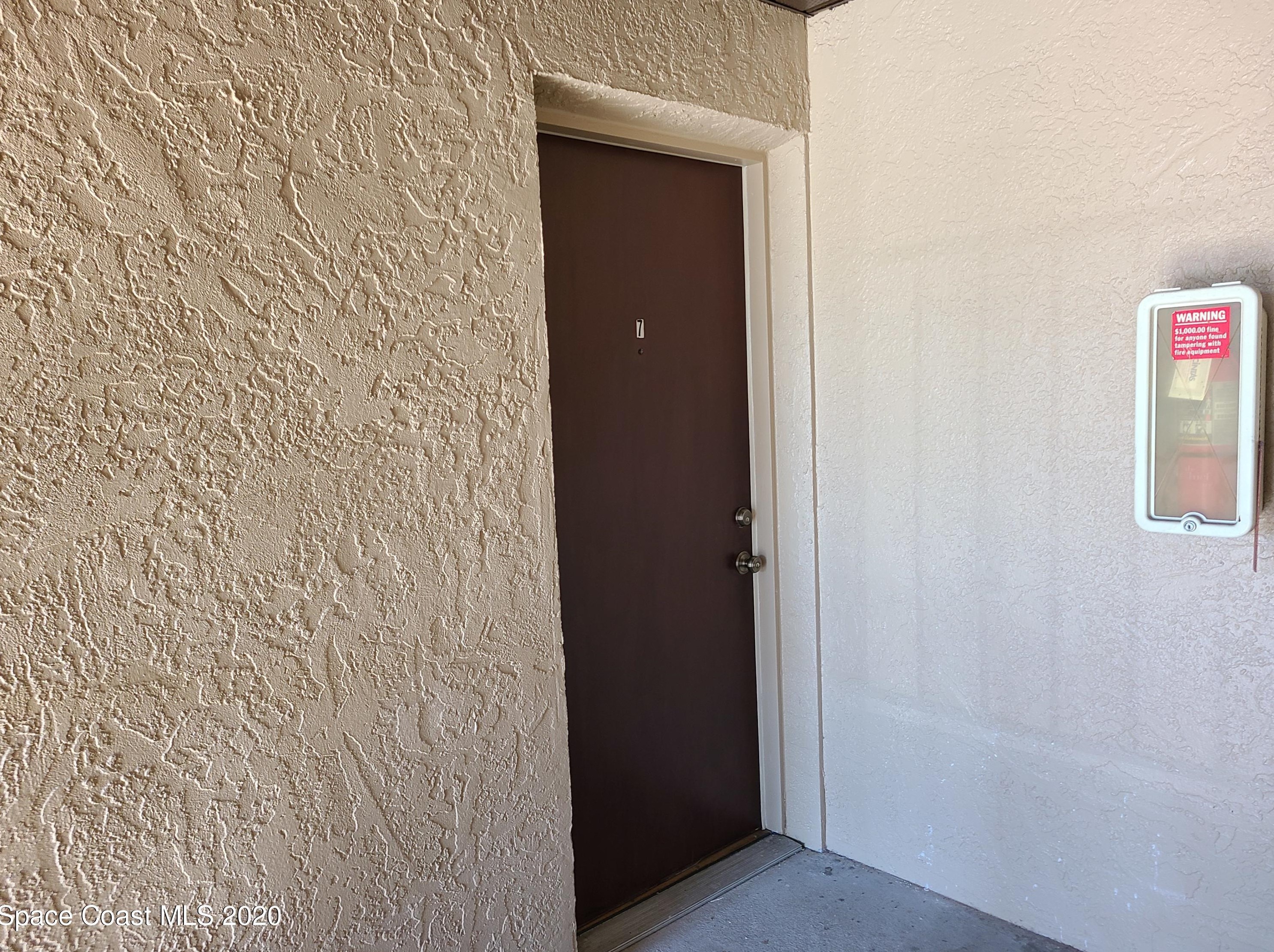 100 Summer Pl #7, Merritt Island, FL 32953