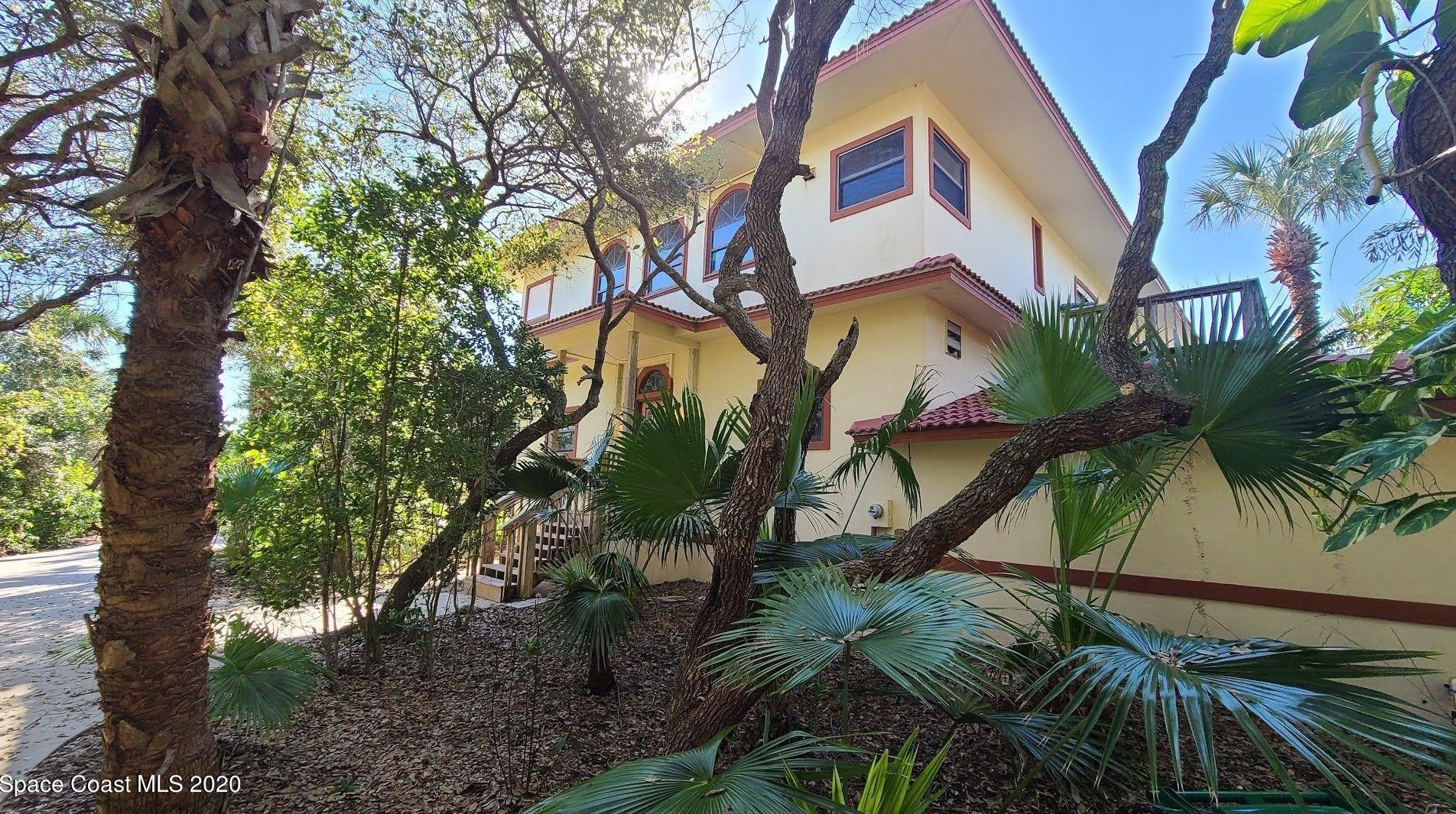 6220 Windward Ln, Melbourne, FL 32951-3779