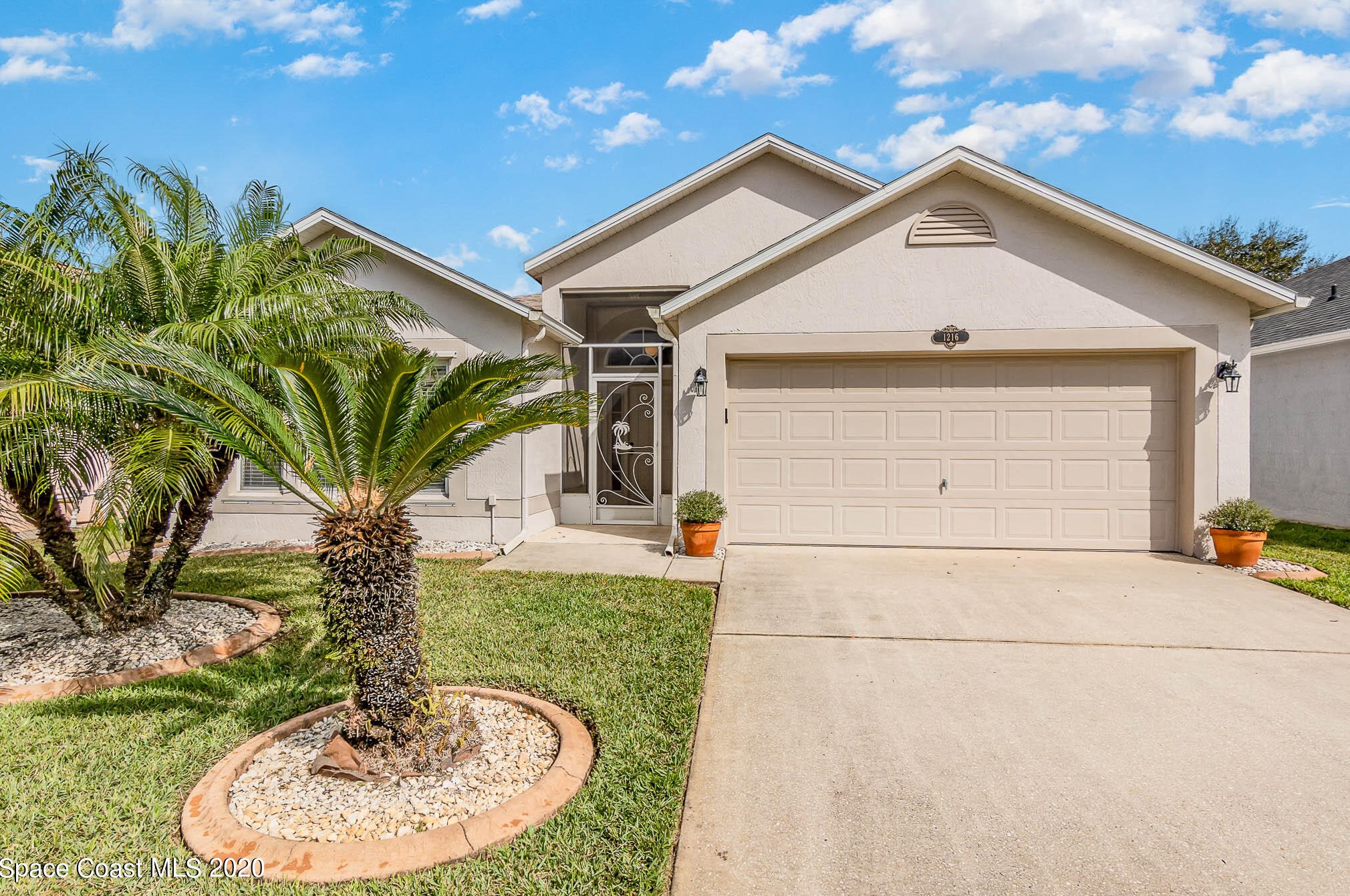 1216 White Oak Cir, Melbourne, FL 32934-7255