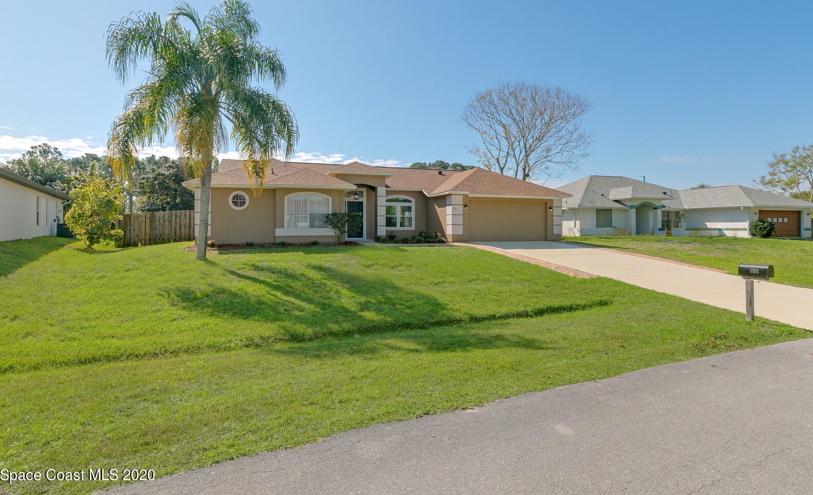 1391 Ashboro Cir, Melbourne, FL 32909-6517