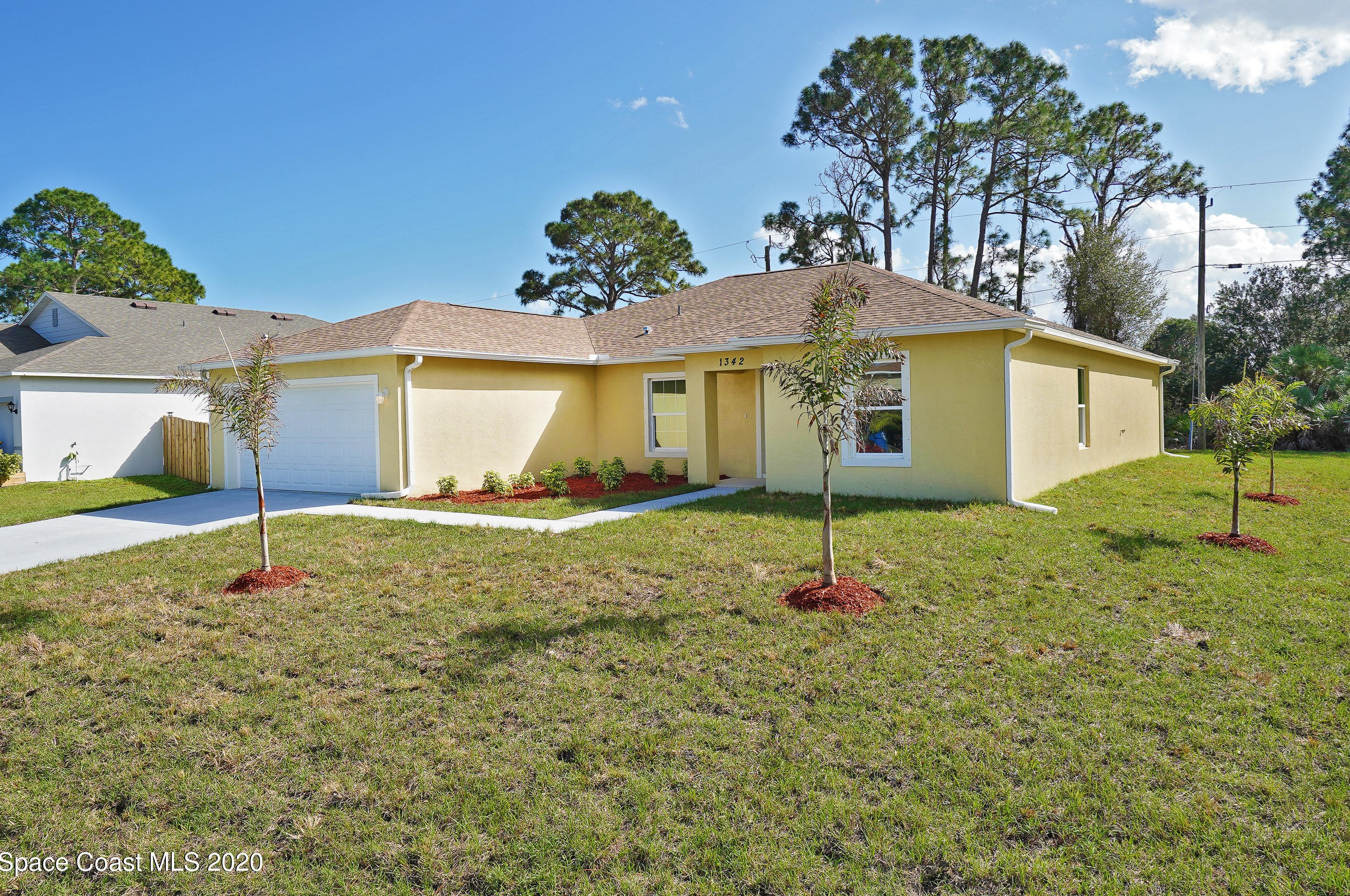 951 Cotorro Rd, Melbourne, FL 32909-4952