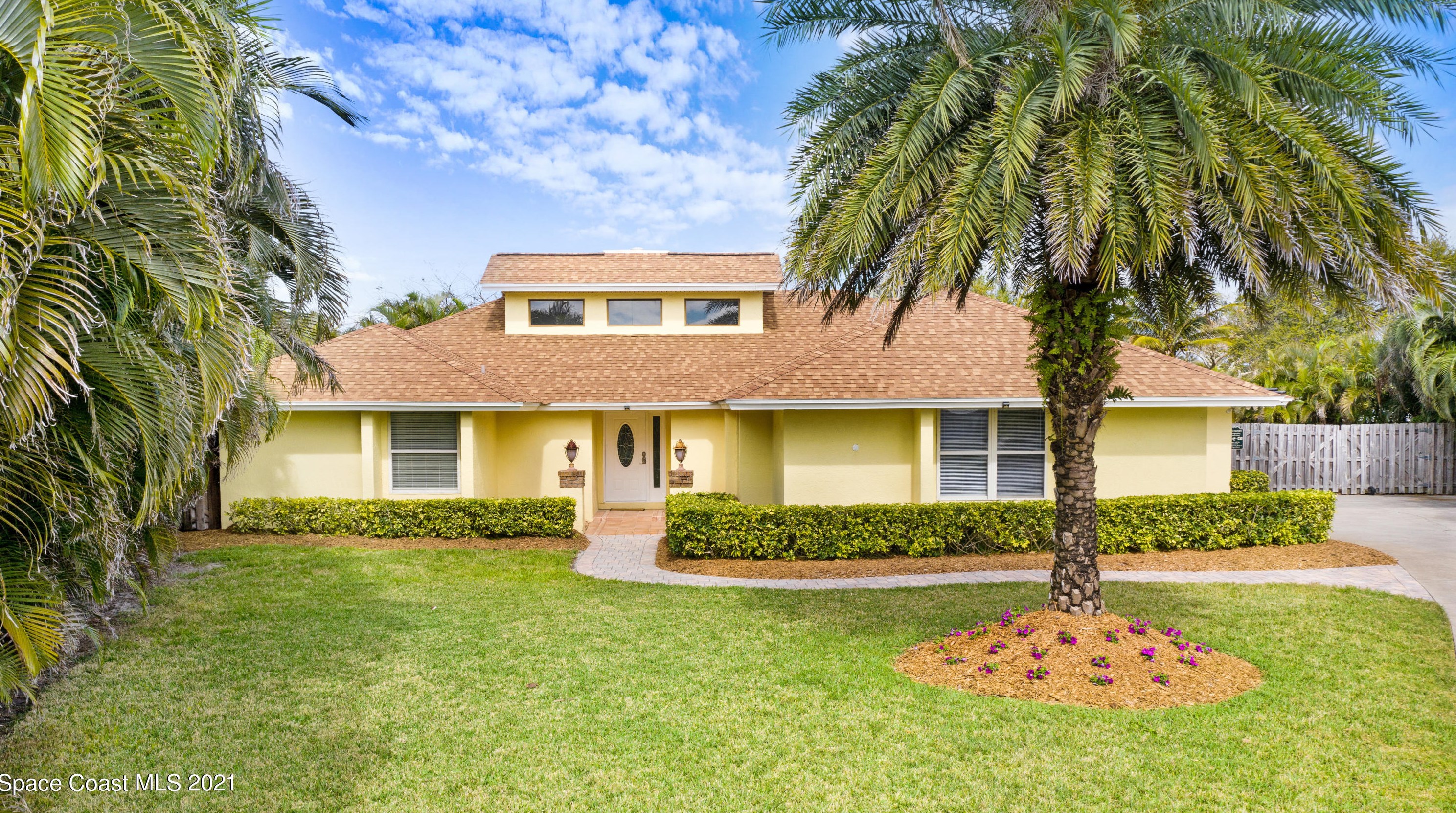1299 Mosswood Ct, Melbourne, FL 32903-4006