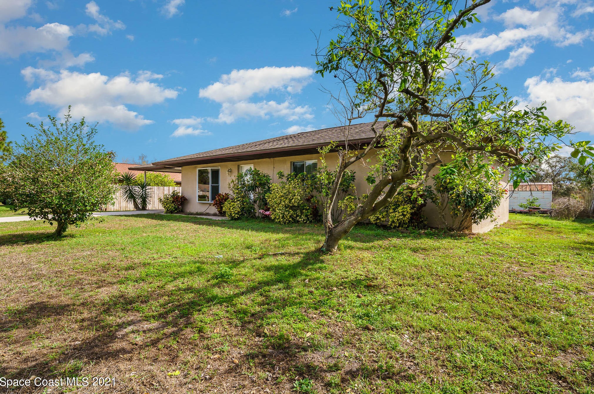 2215 Emerson Dr, Melbourne, FL 32909-4541