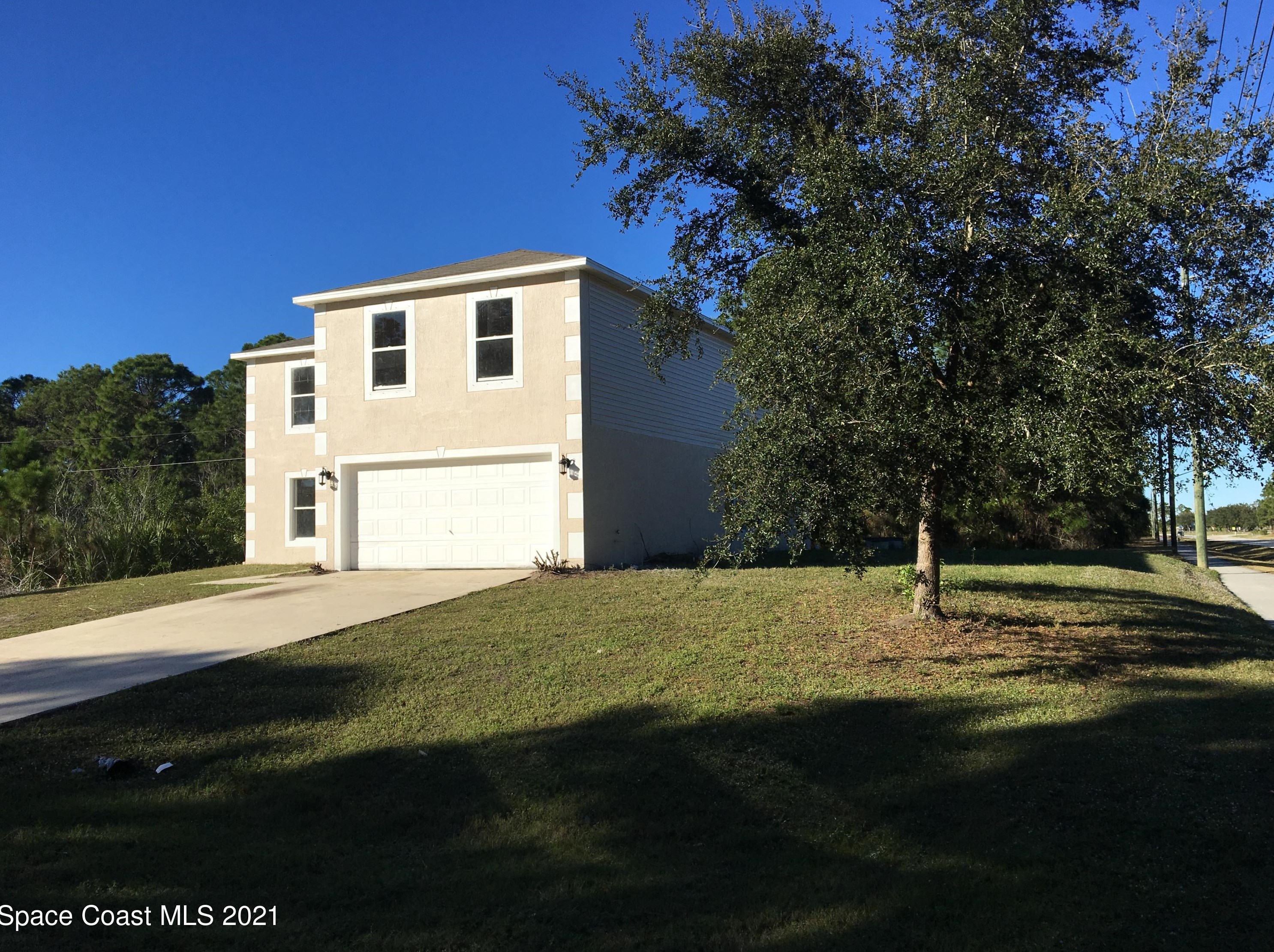 201 Olean St, Melbourne, FL 32908-1345