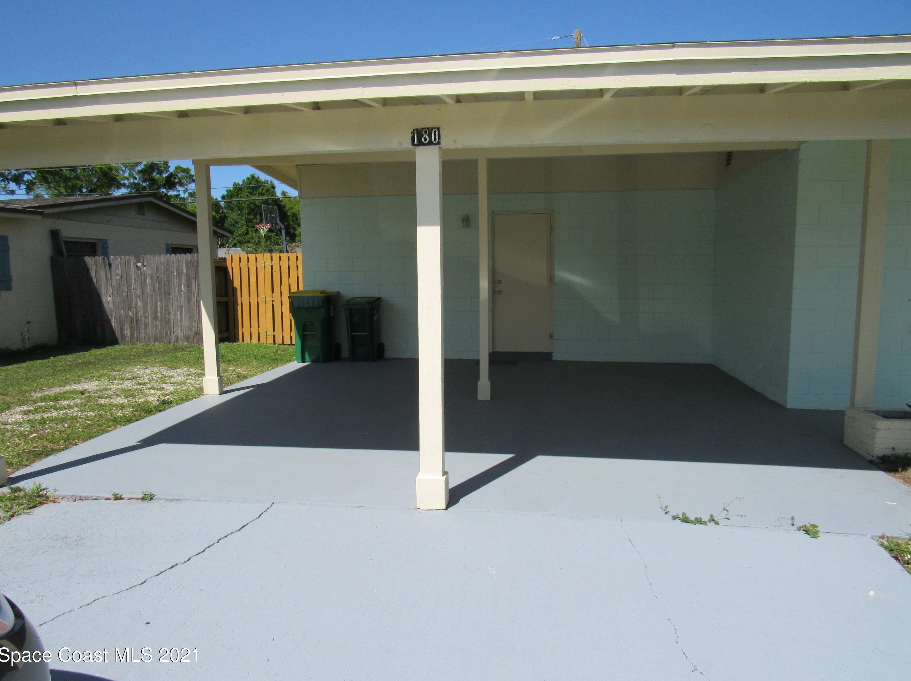 180 Brandy Ln, Merritt Island, FL 32952