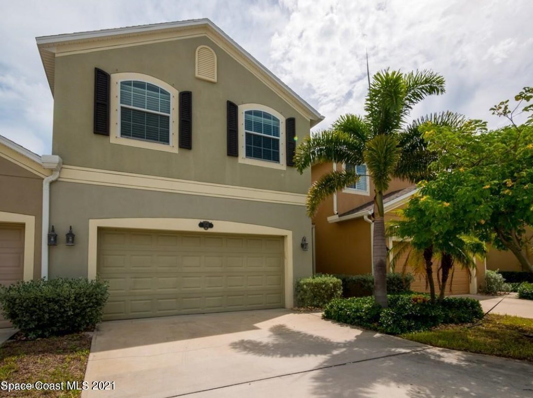 3341 Titanic Cir, Melbourne, FL 32903-1869