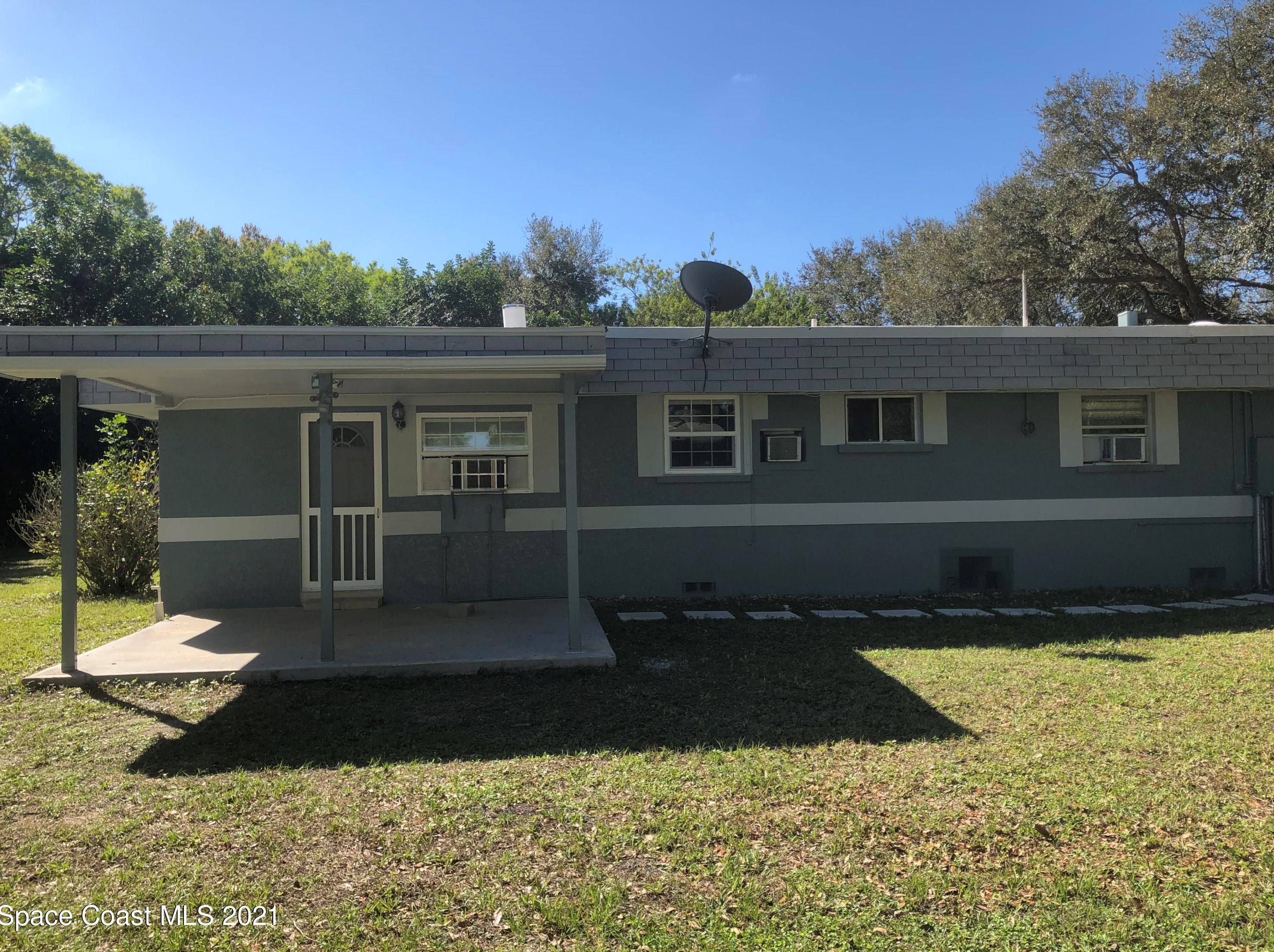 338 Elm St, Melbourne FL  32904-4829 exterior