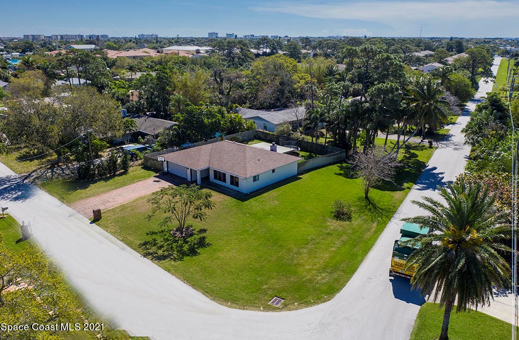 70 Venetian Way, Melbourne, FL 32937-5321