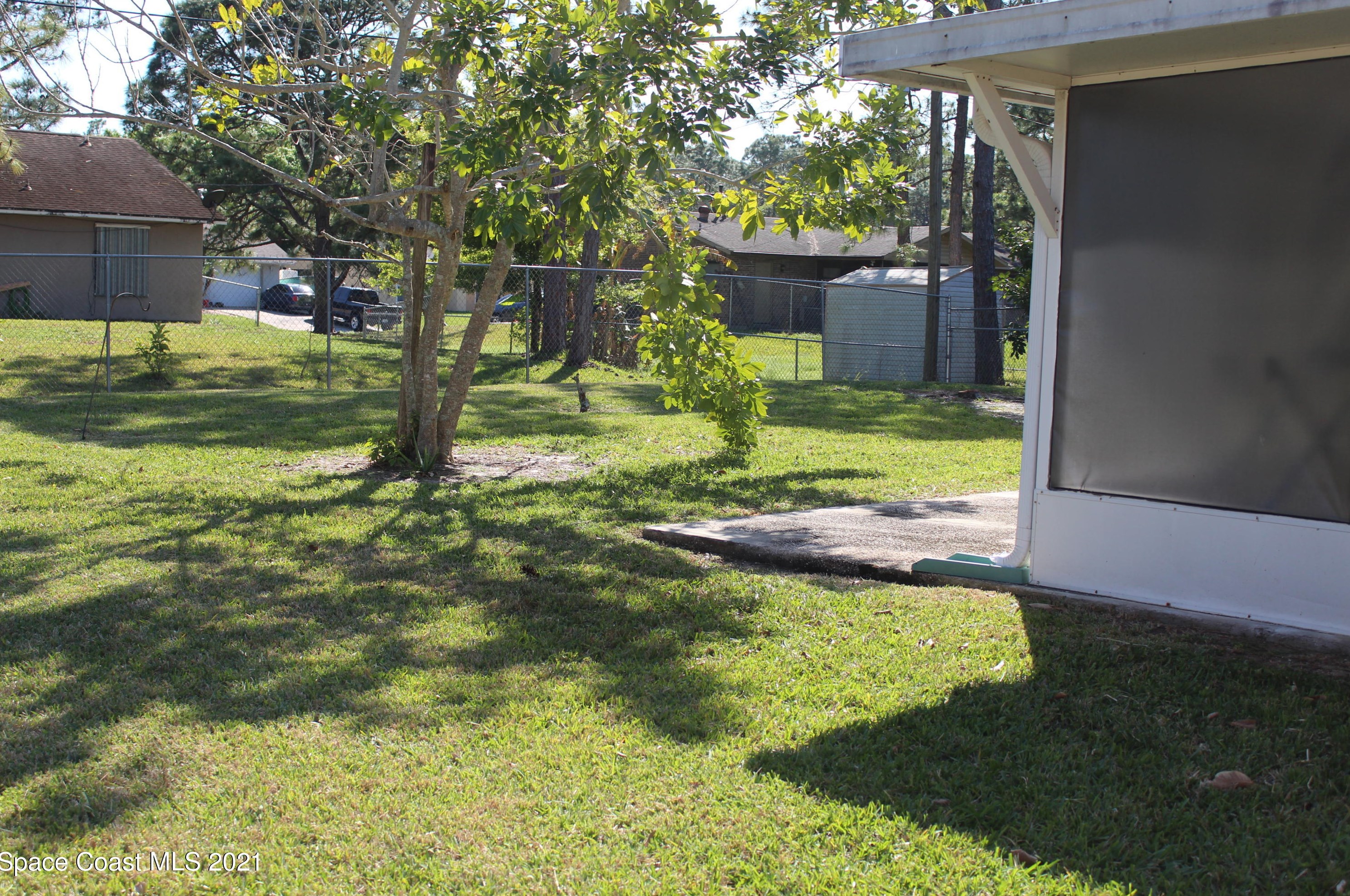 1526 Heartwellville St, Melbourne FL 32907-7062 exterior