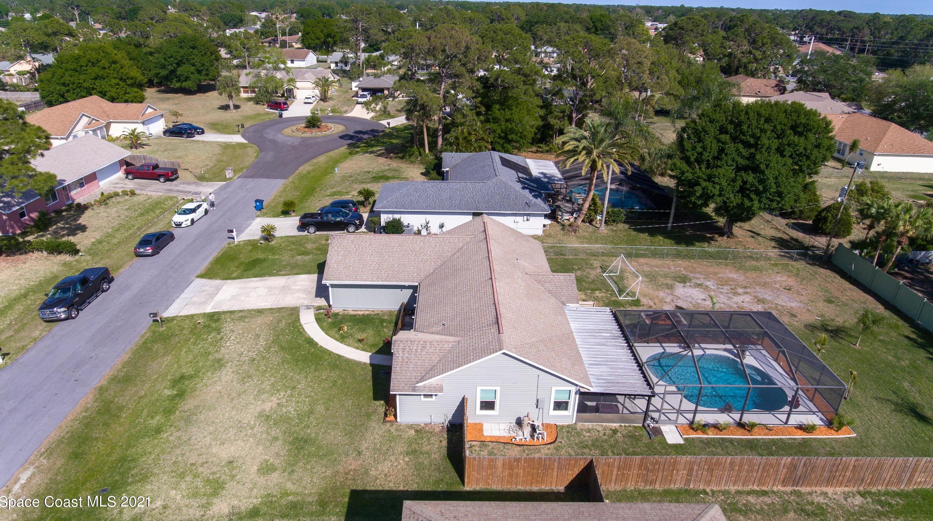 966 Hood St, Melbourne, FL 32907-7978