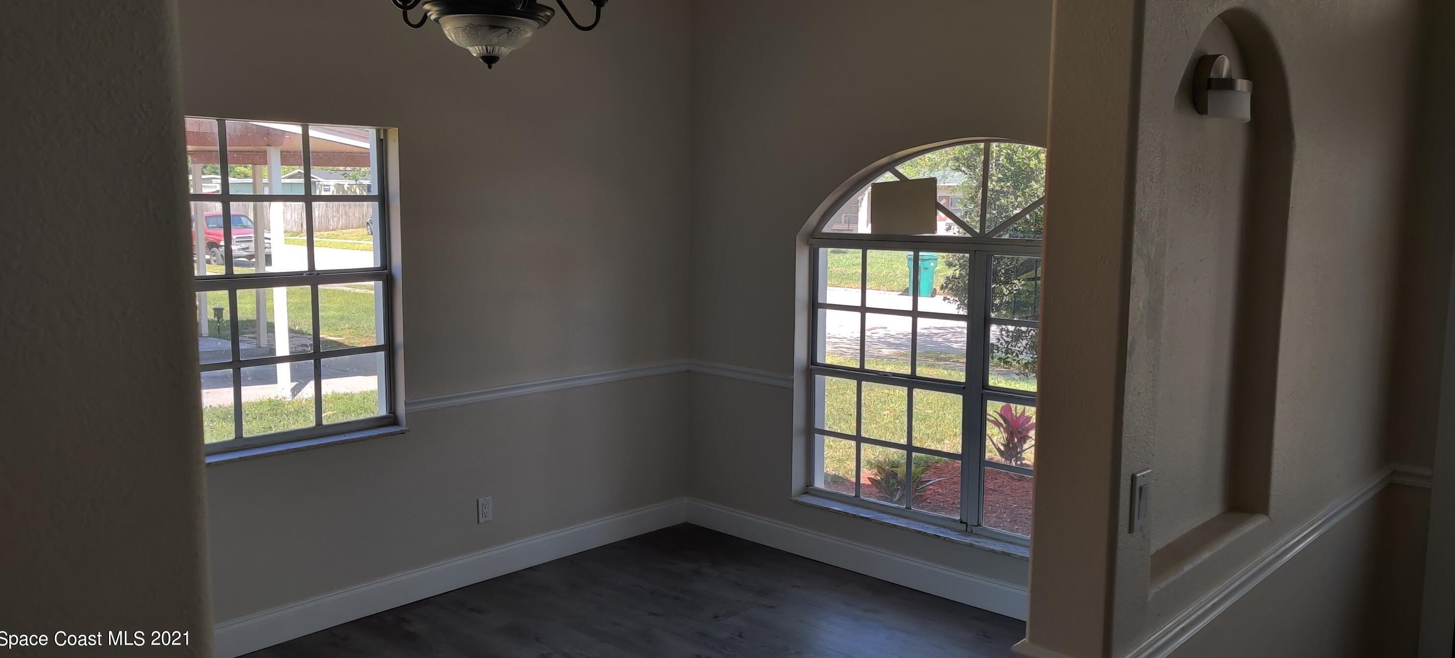 3222 Redwood Ln, Melbourne, FL 32901-7950