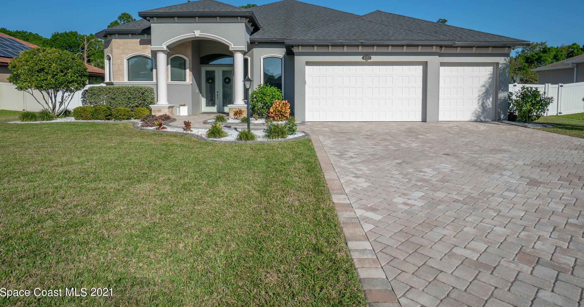 4123 Anlow Rd, Melbourne, FL 32904-7589