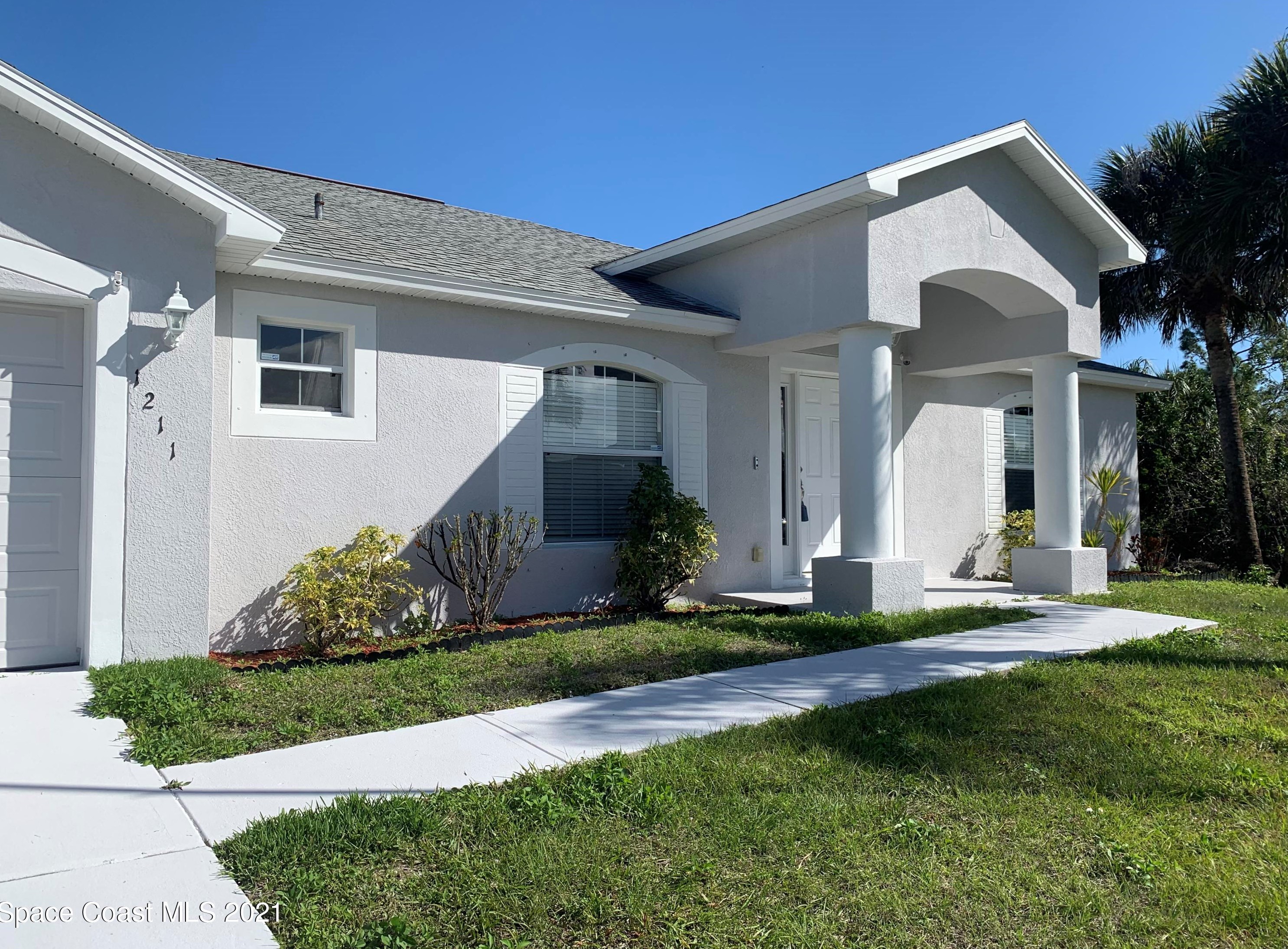 1211 Torrington St, Melbourne, FL 32909-7336