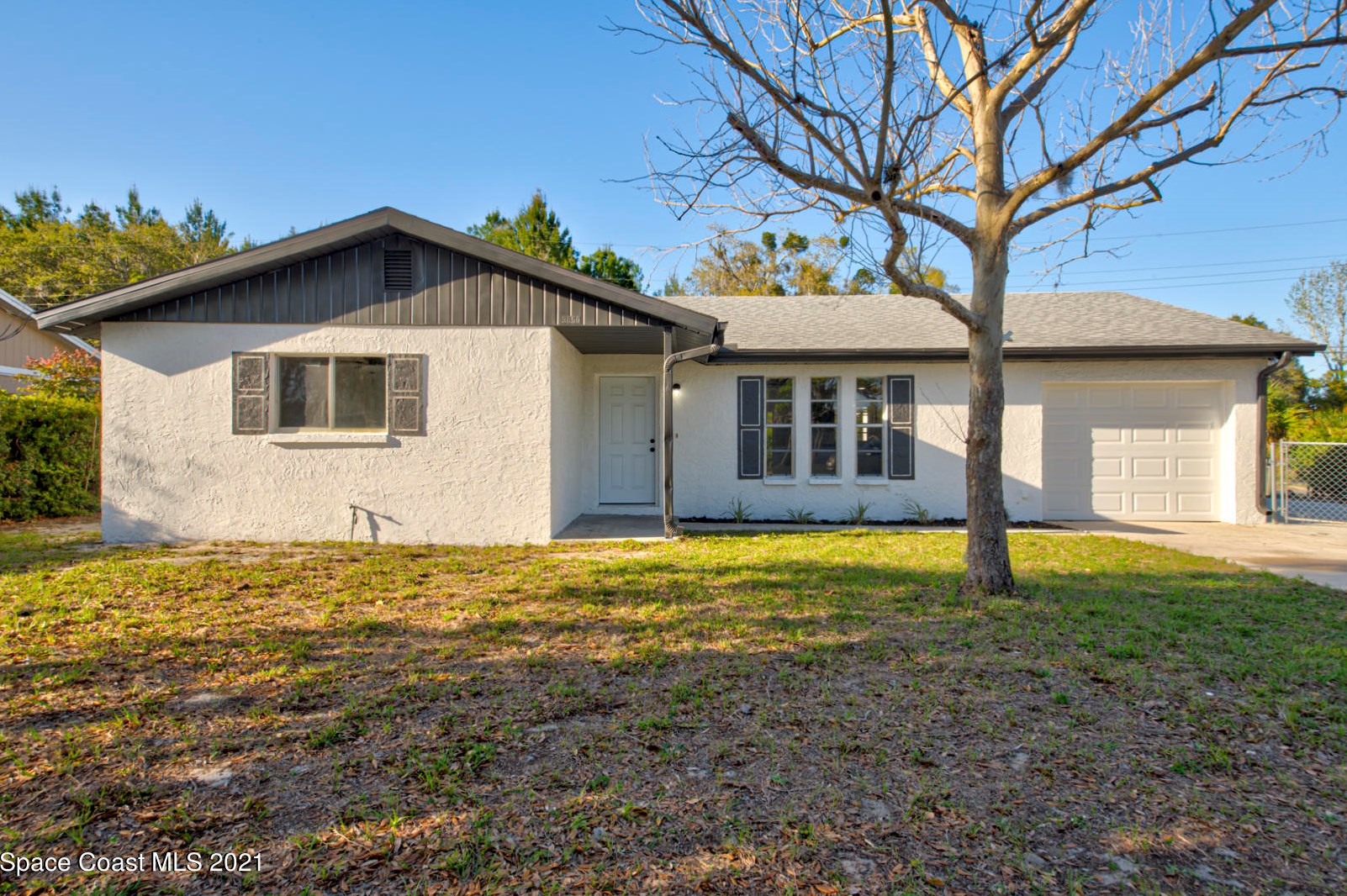 3850 Essex St, Titusville, FL 32796