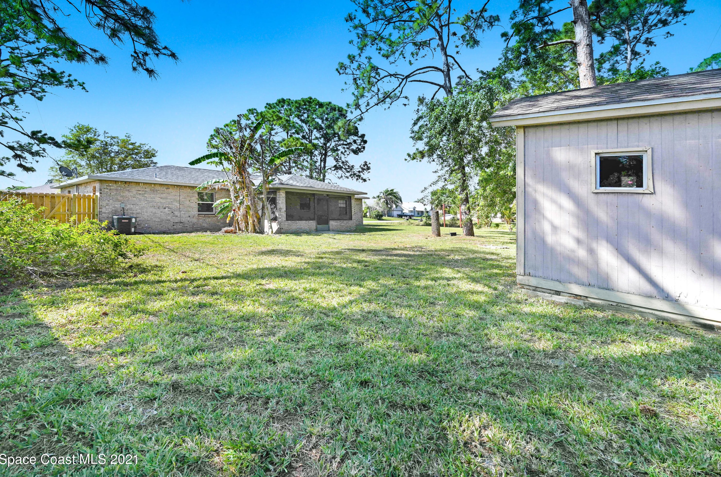 705 Altona St, Melbourne FL 32907-8240 exterior