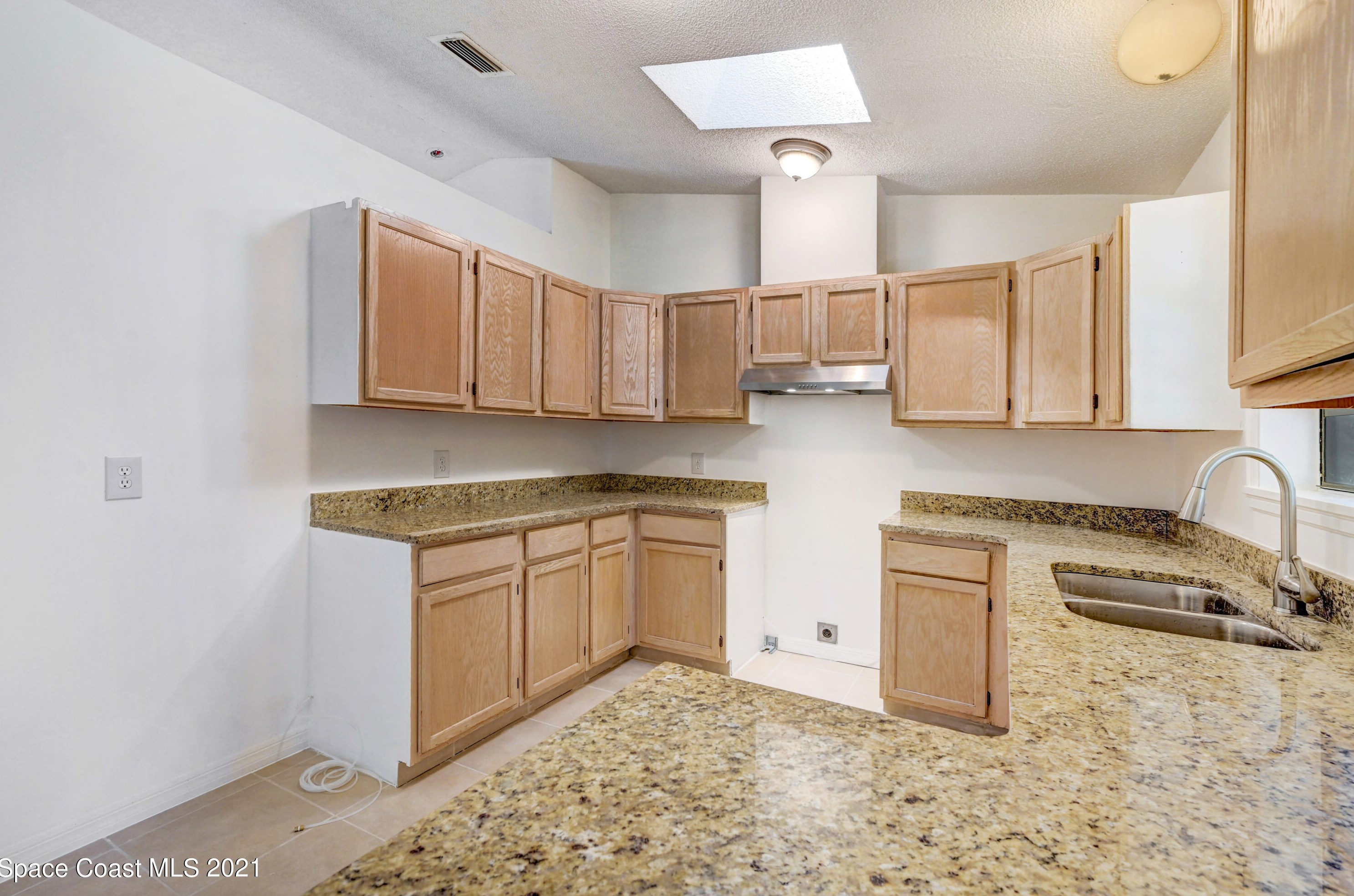 705 Altona St, Melbourne FL 32907-8240 exterior