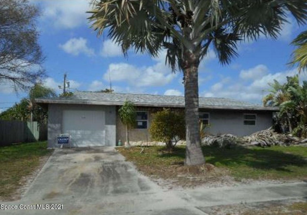 788 Bianca Dr, Melbourne, FL 32905-5804