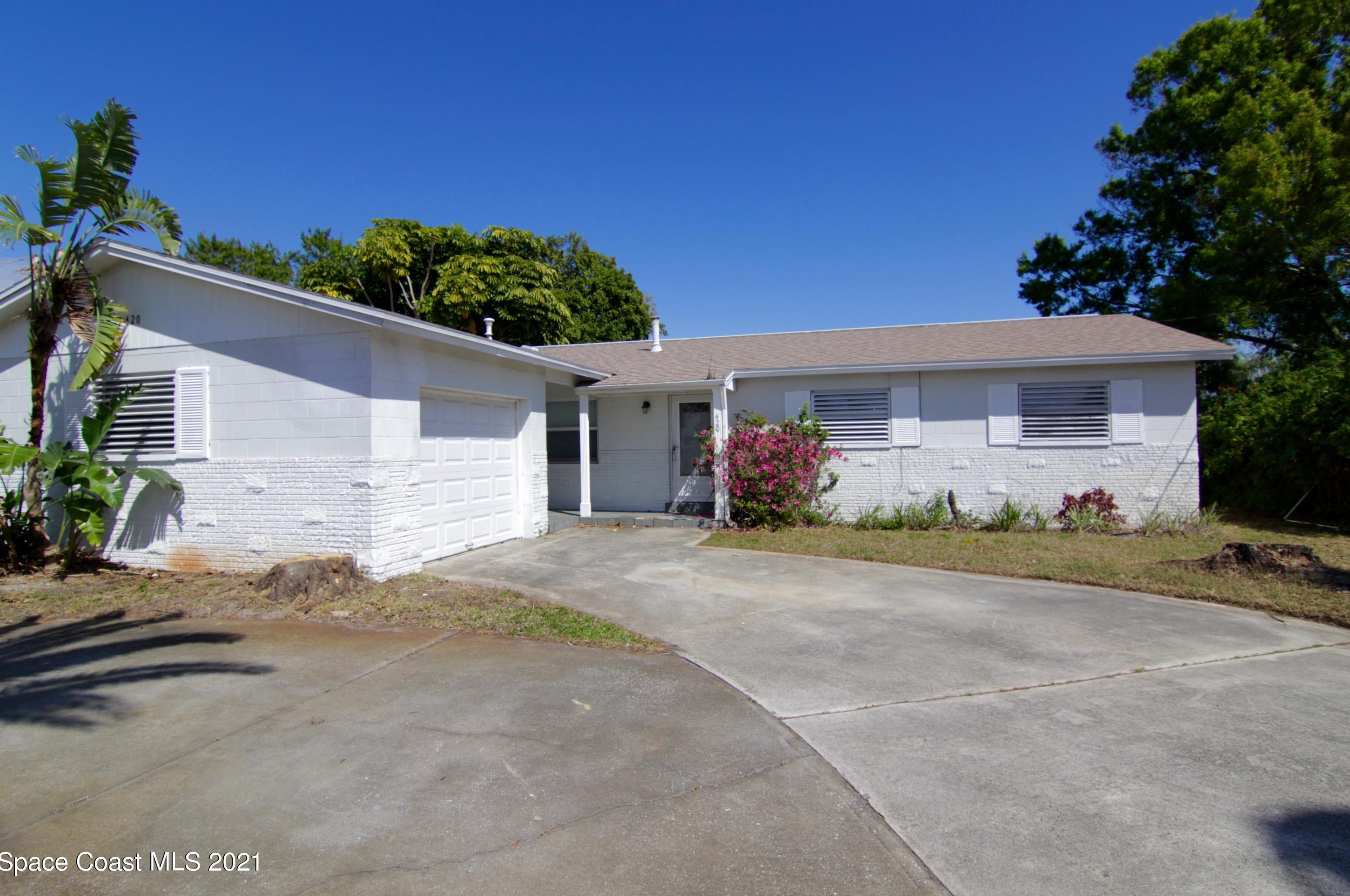 420 Newfound Harbor Dr, Merritt Island FL  32952-2627 exterior
