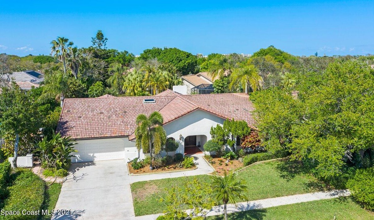 458 Rio Casa Dr, Melbourne FL 32903-3704 exterior