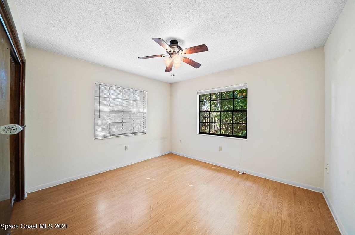 458 Rio Casa Dr, Melbourne FL 32903-3704 exterior