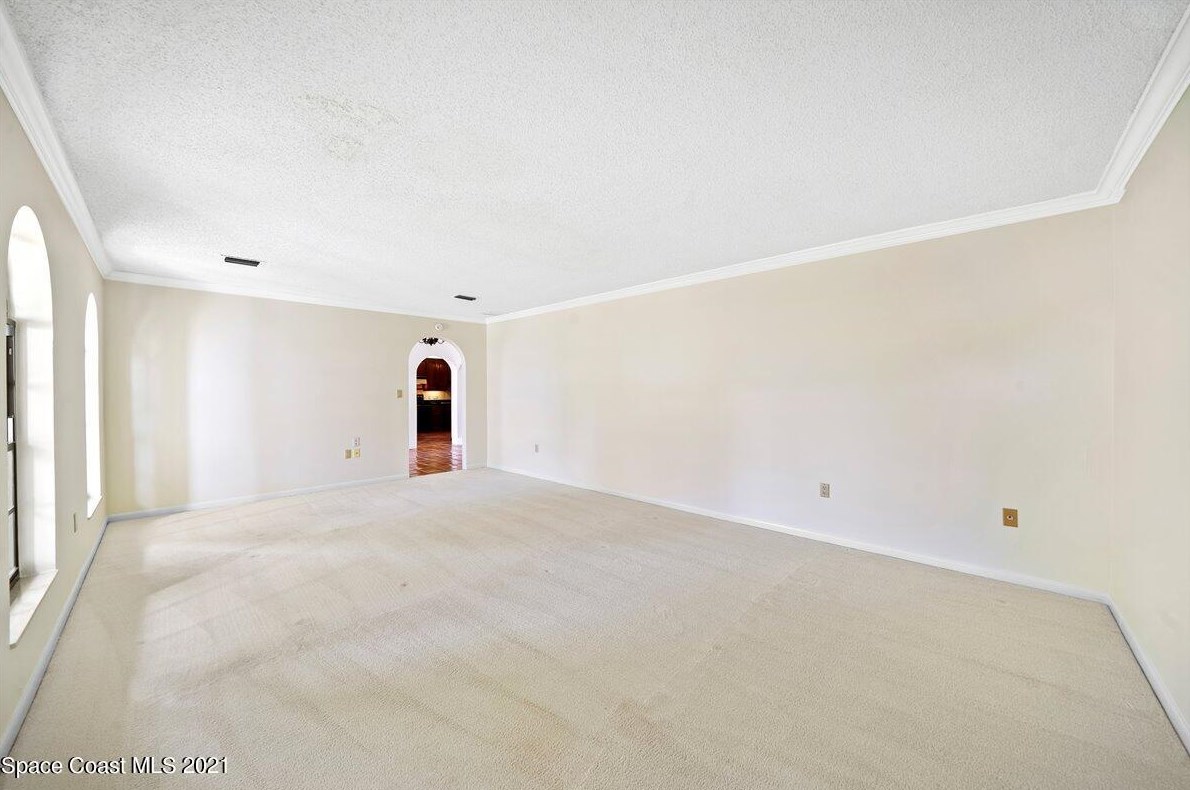 458 Rio Casa Dr, Melbourne FL 32903-3704 exterior