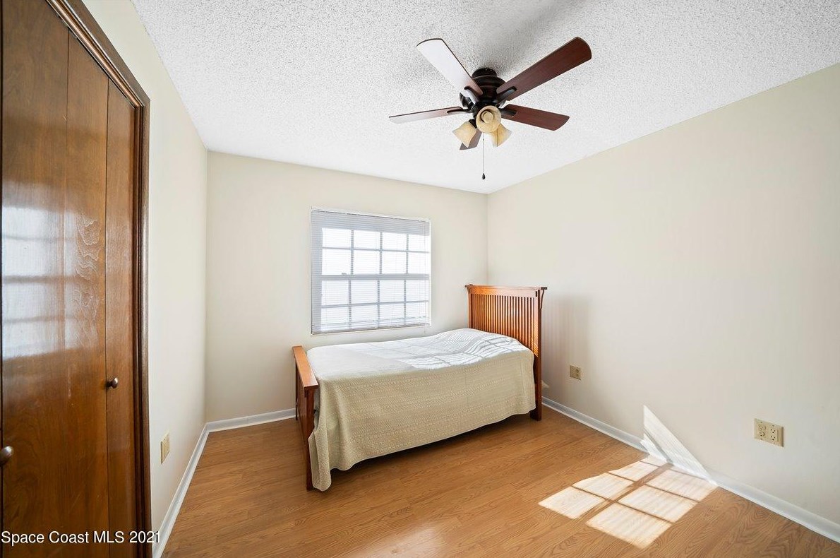 458 Rio Casa Dr, Melbourne FL 32903-3704 exterior