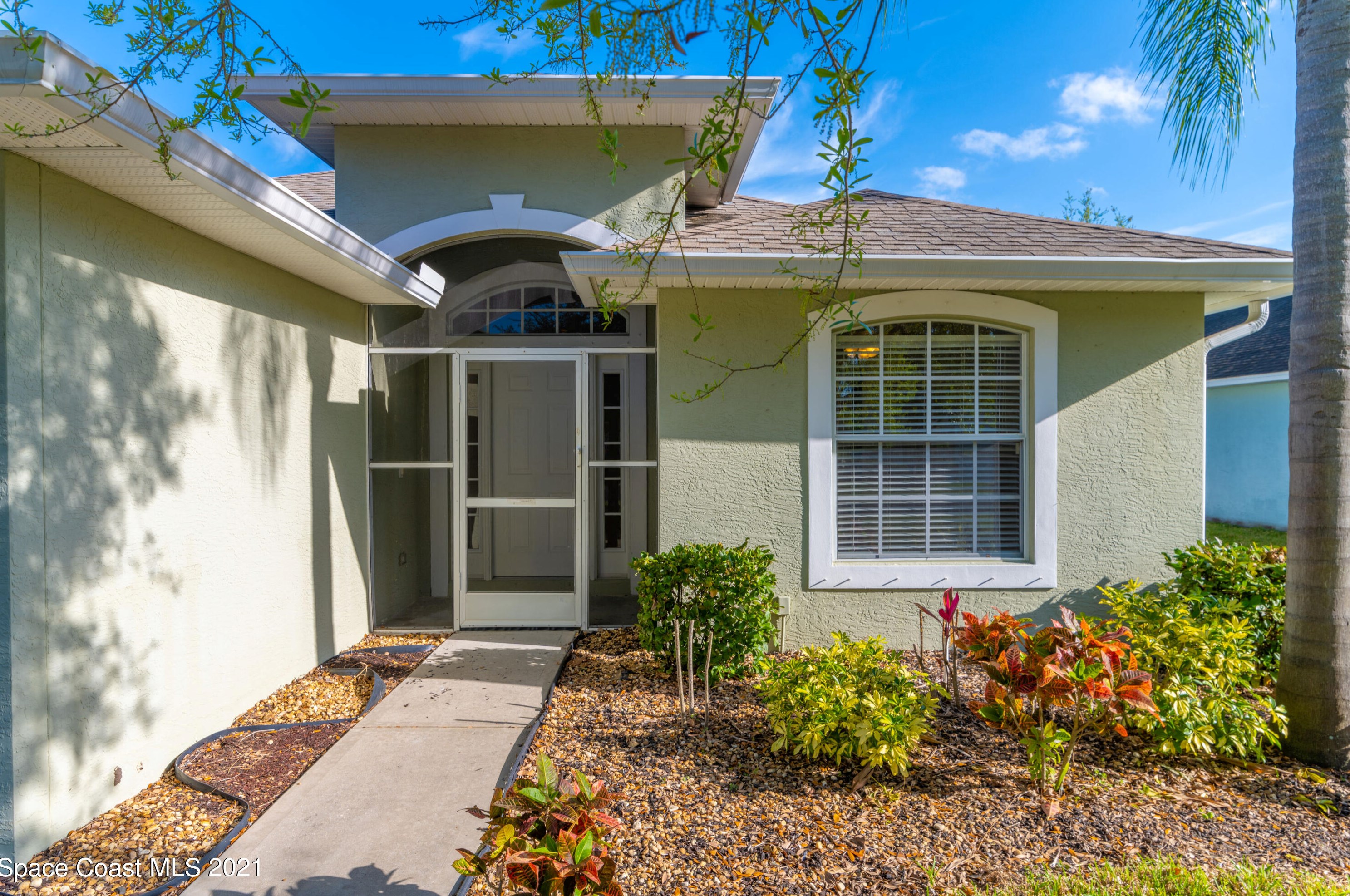856 Tavernier Cir, Melbourne, FL 32905-6344