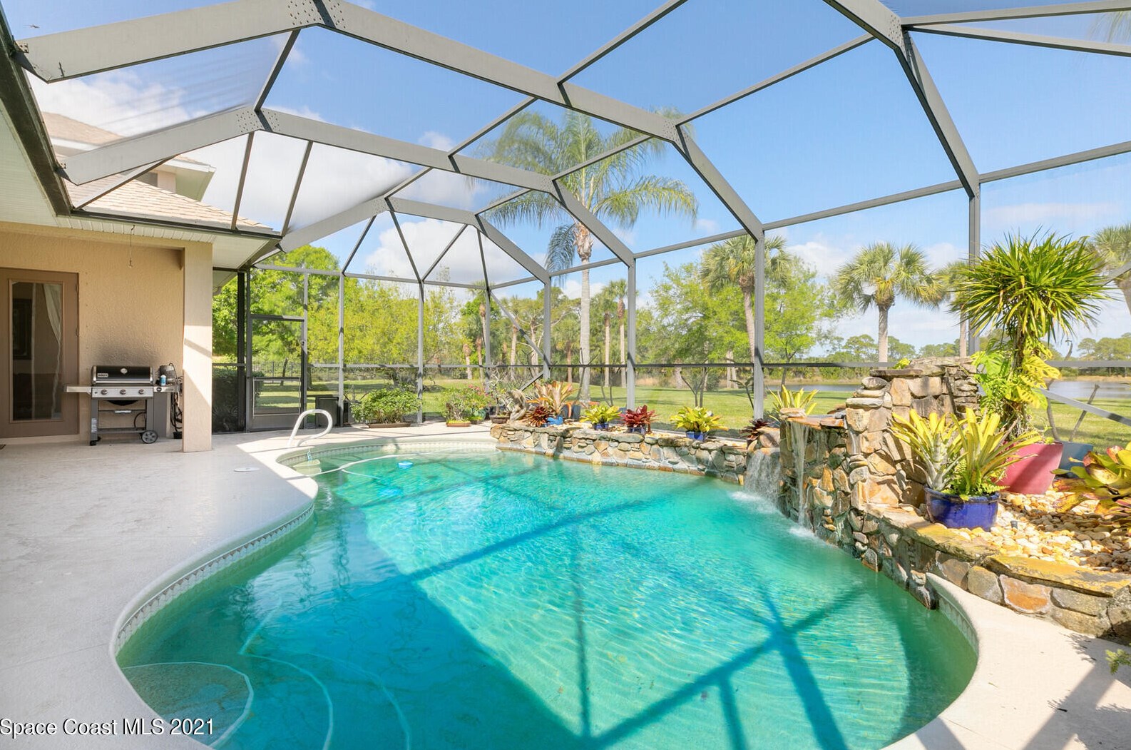 5713 Cypress Creek Dr, Melbourne, FL 32949-8303