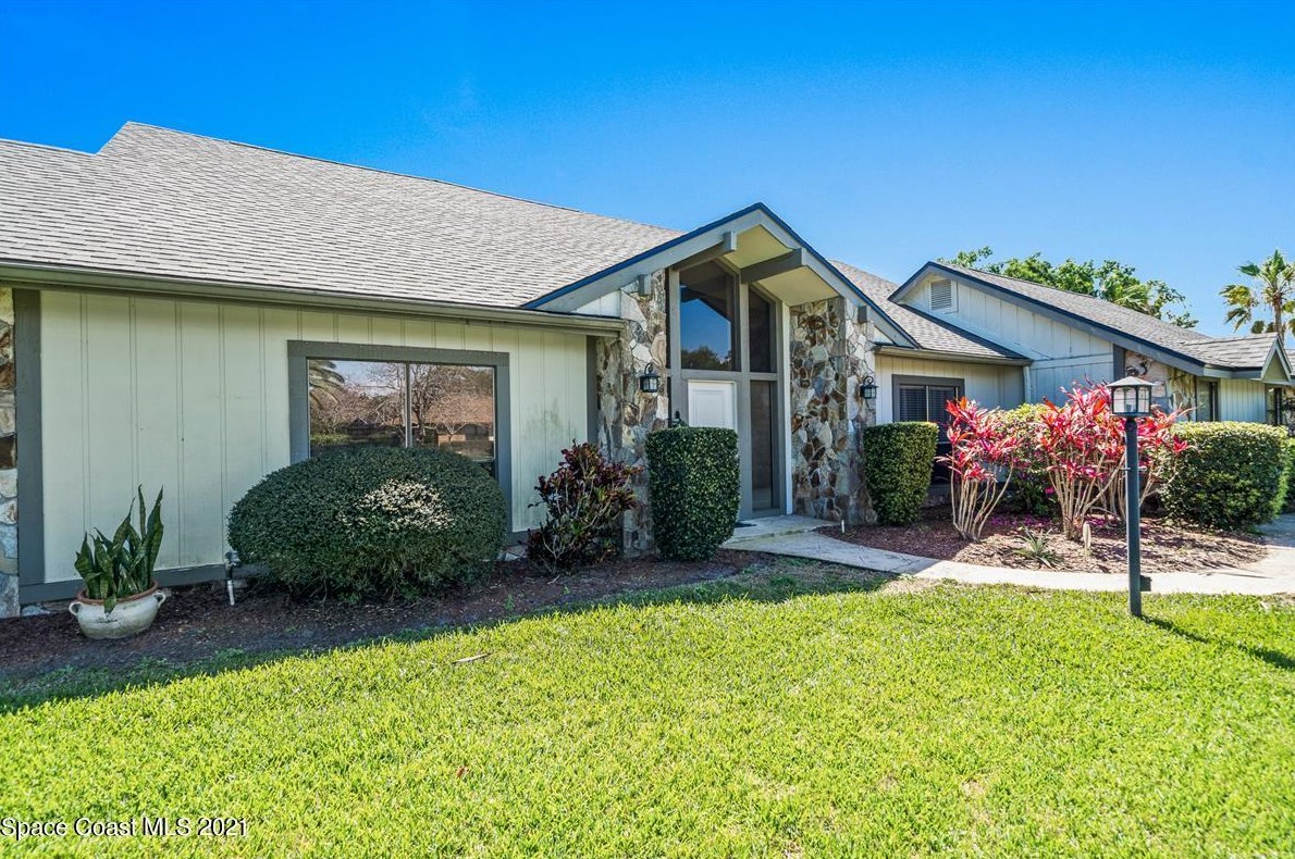 1023 Inverness Ave, Melbourne, FL 32940-1914