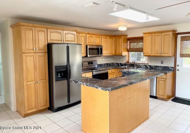 2335 Abalone Ave, Melbourne, FL 32903-2503