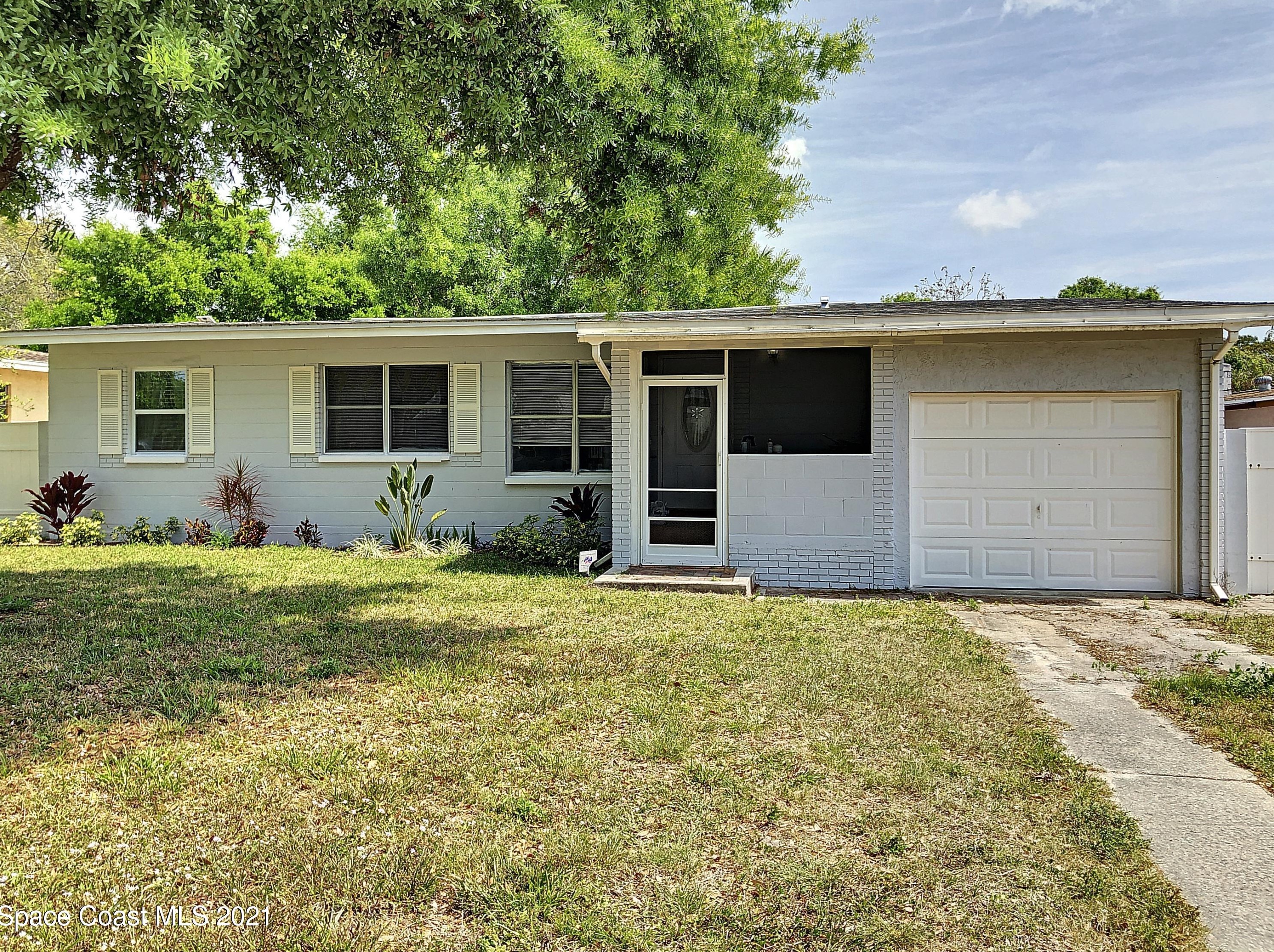 1404 Hillsdale Dr, Cocoa, FL 32922