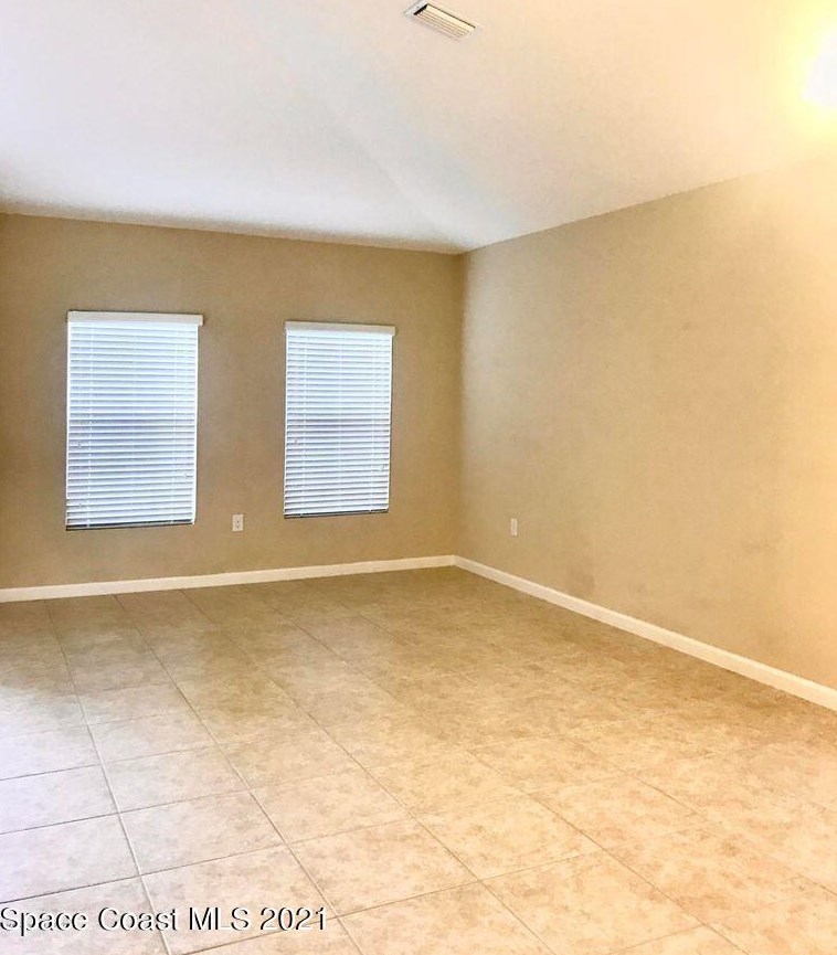 1525 Litchfield Dr, Melbourne, FL 32904