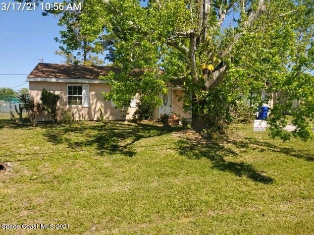 120 Englar Dr, Sebastian, FL 32958