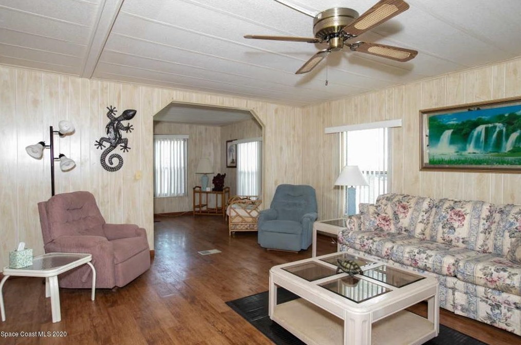 516 Puffin Dr, Sebastian, FL 32976