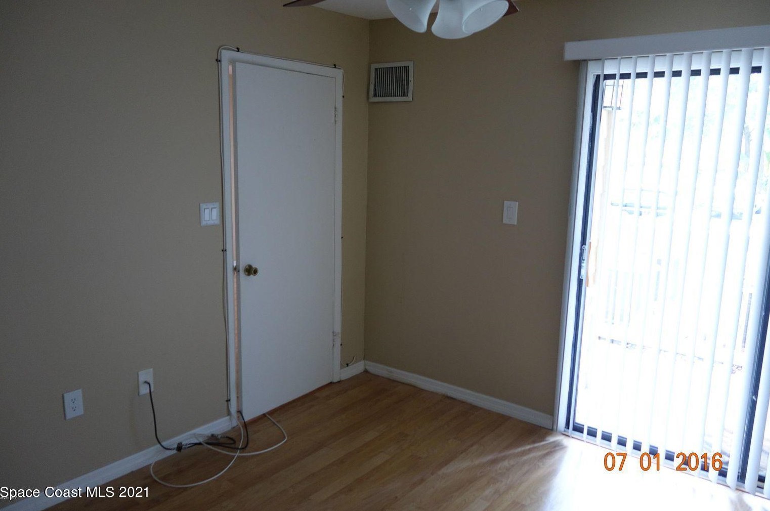 225 S Tropical Trl #213, Merritt Island, FL 32952