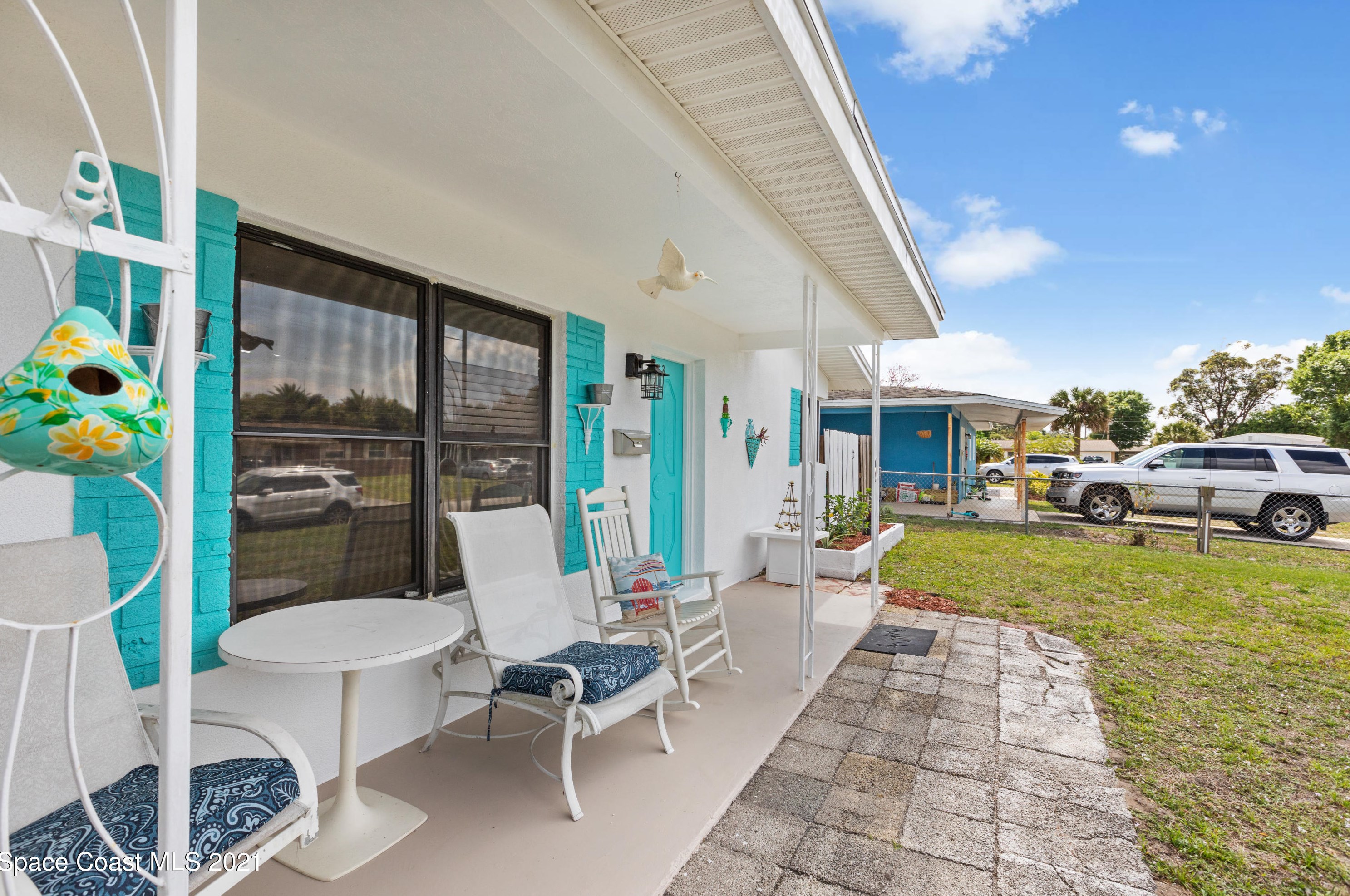 563 Cherokee Ave, Melbourne, FL 32935-2612