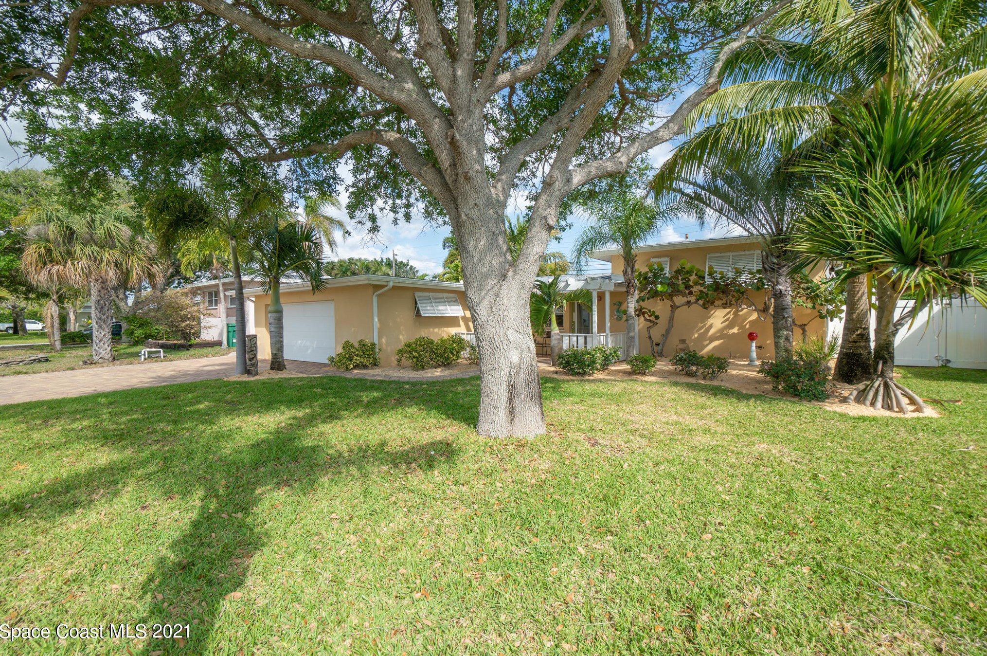 230 Park Ave, Melbourne, FL 32937-3017