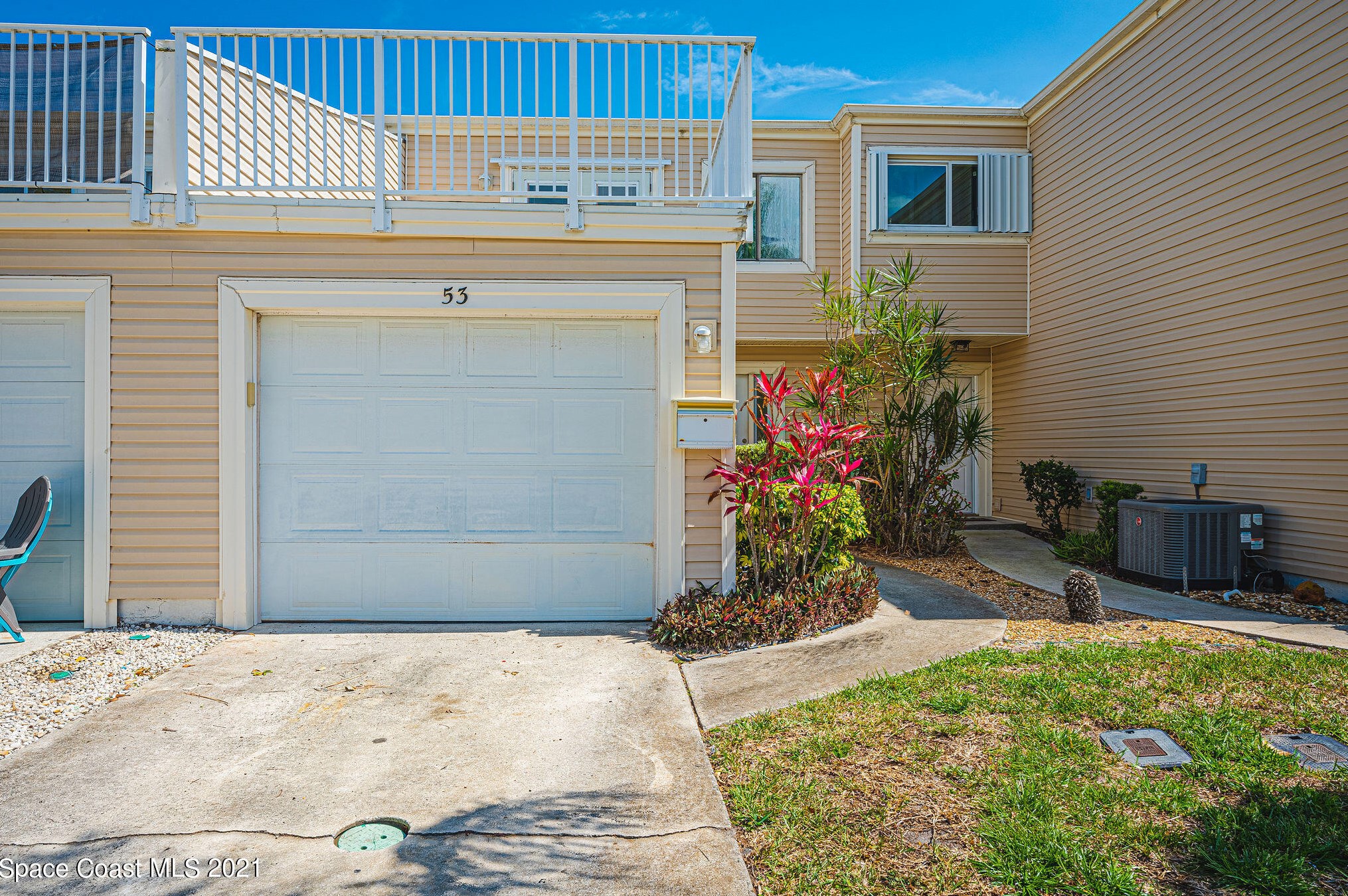 53 Emerald Ct, Melbourne, FL 32937-3951
