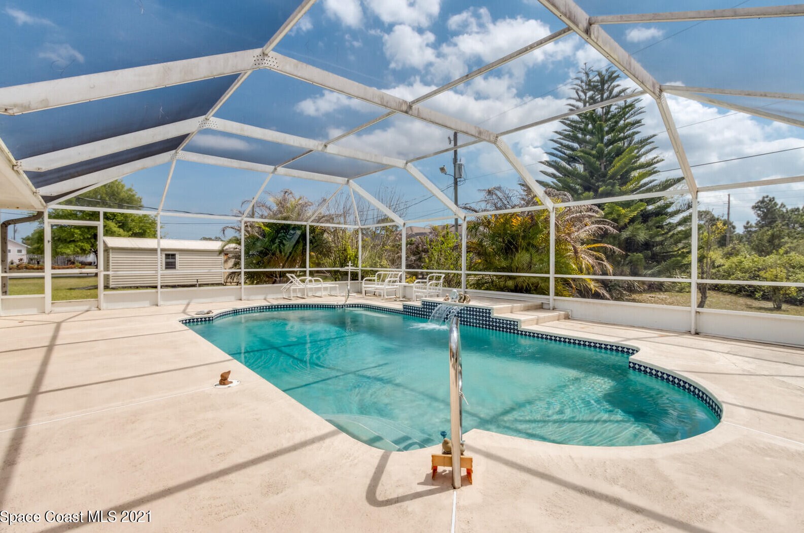 1284 Waterford St, Melbourne, FL 32909-7327